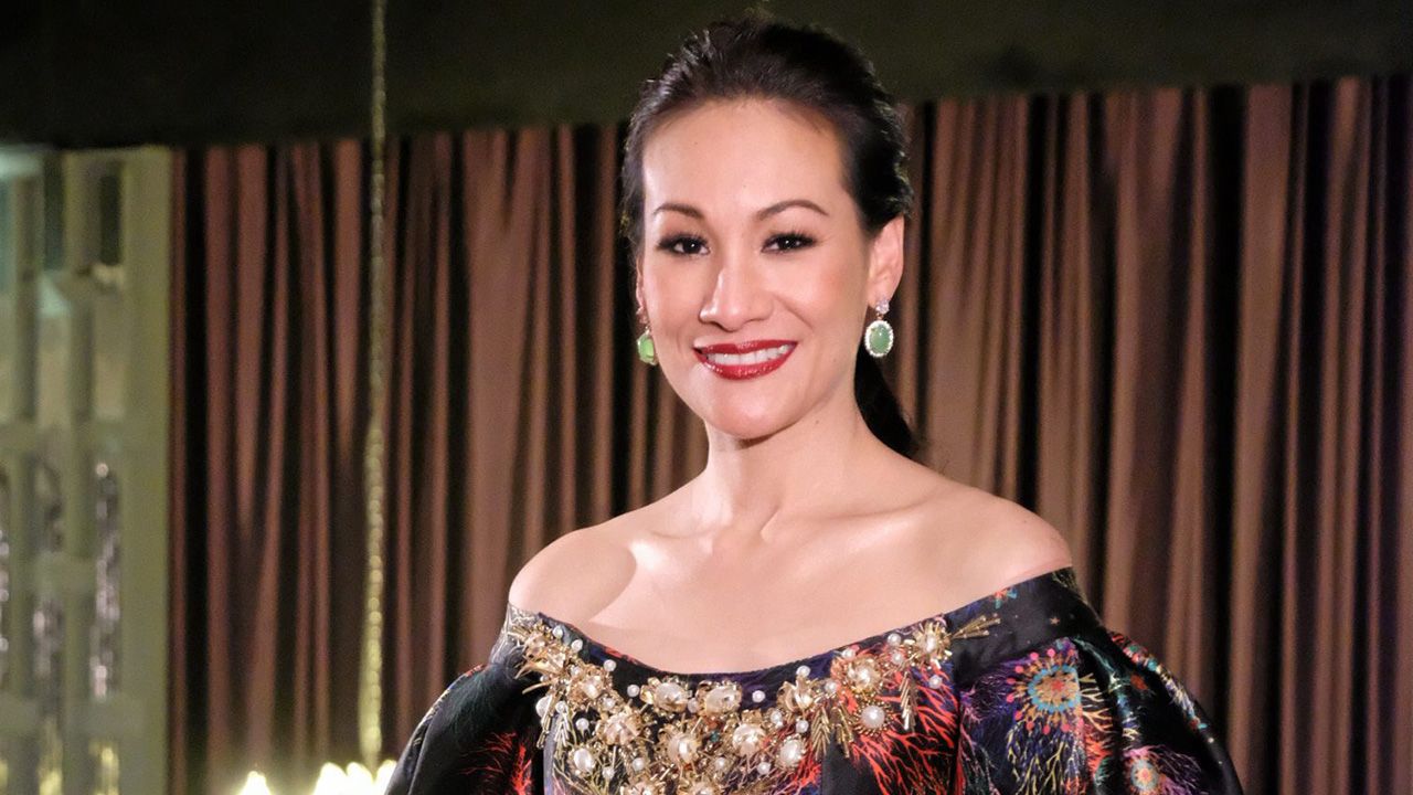 บท “นายแม่ปานรุ้ง” ใน “บัลลังก์เมฆ เดอะมิวสิคัล 2019” แพท-สุธาสินี บินตรงจากอเมริกาเพื่อมารับบทนี้ แค่คิดถึงเสียงร้องและฝีมือก็ขนลุกละ!!