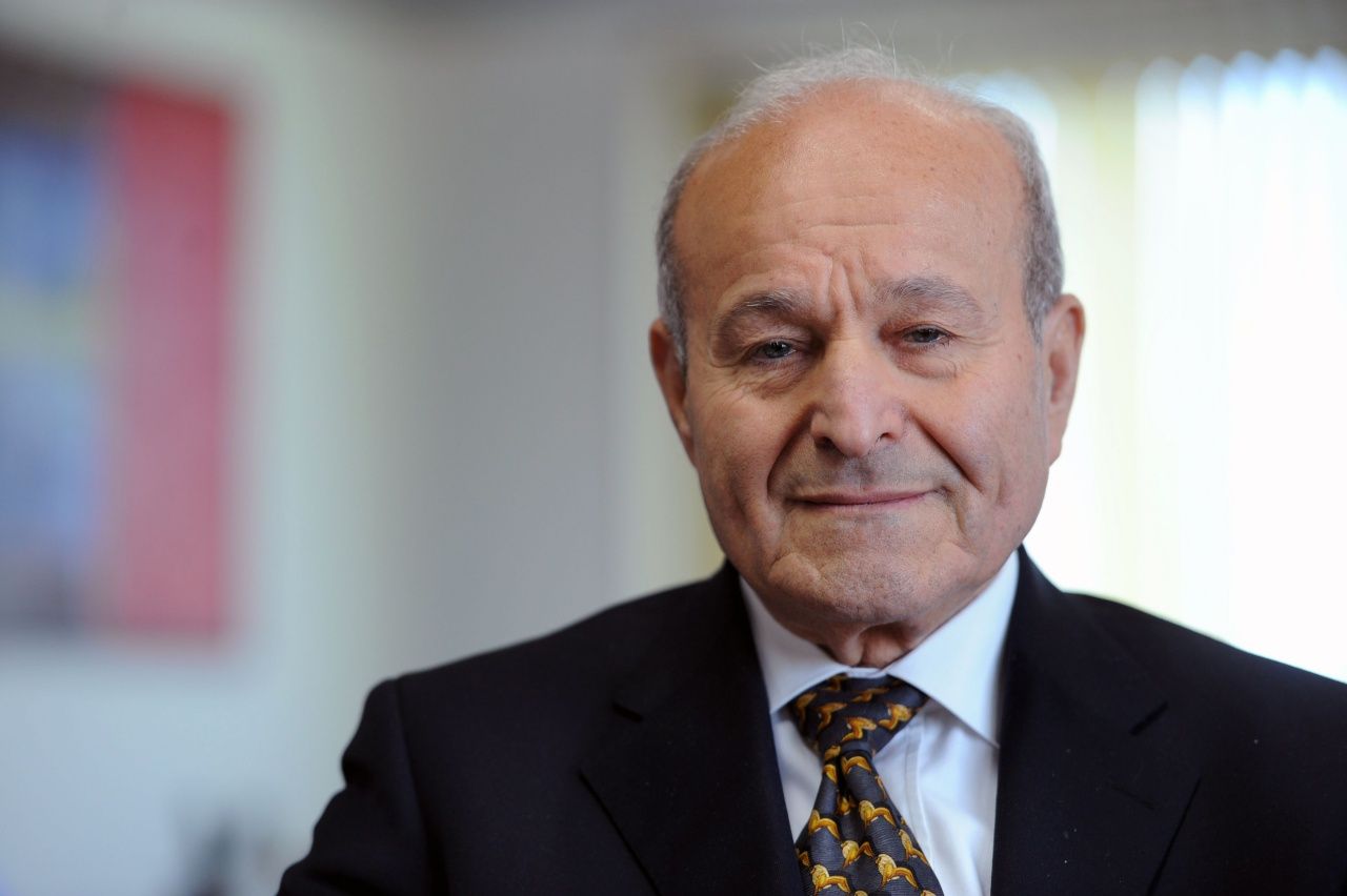 อิสซาด เรบราบ ยืนยันว่าตัวเองไม่ได้ถูกตำรวจจับ