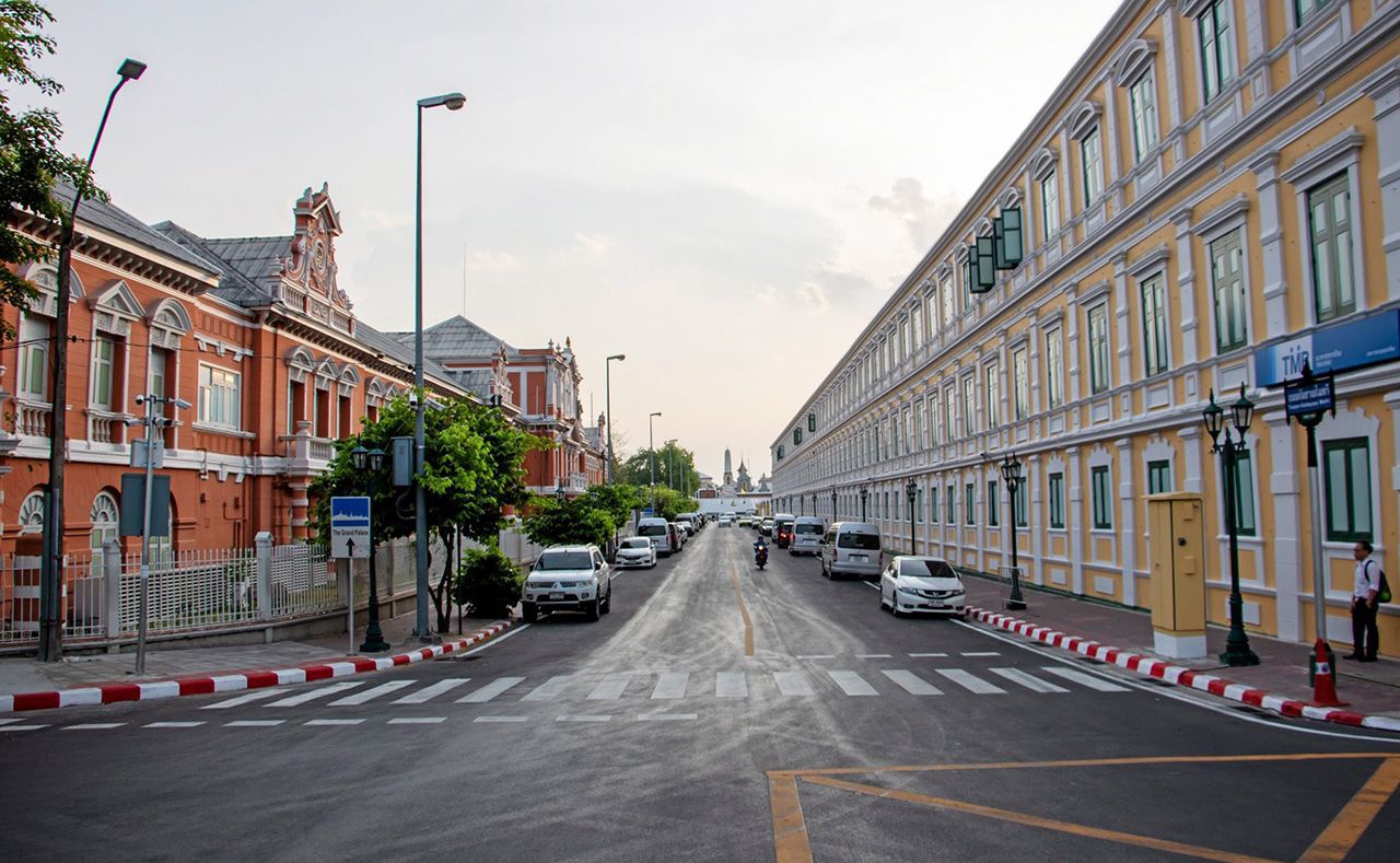 ถนนกัลยาณไมตรี.