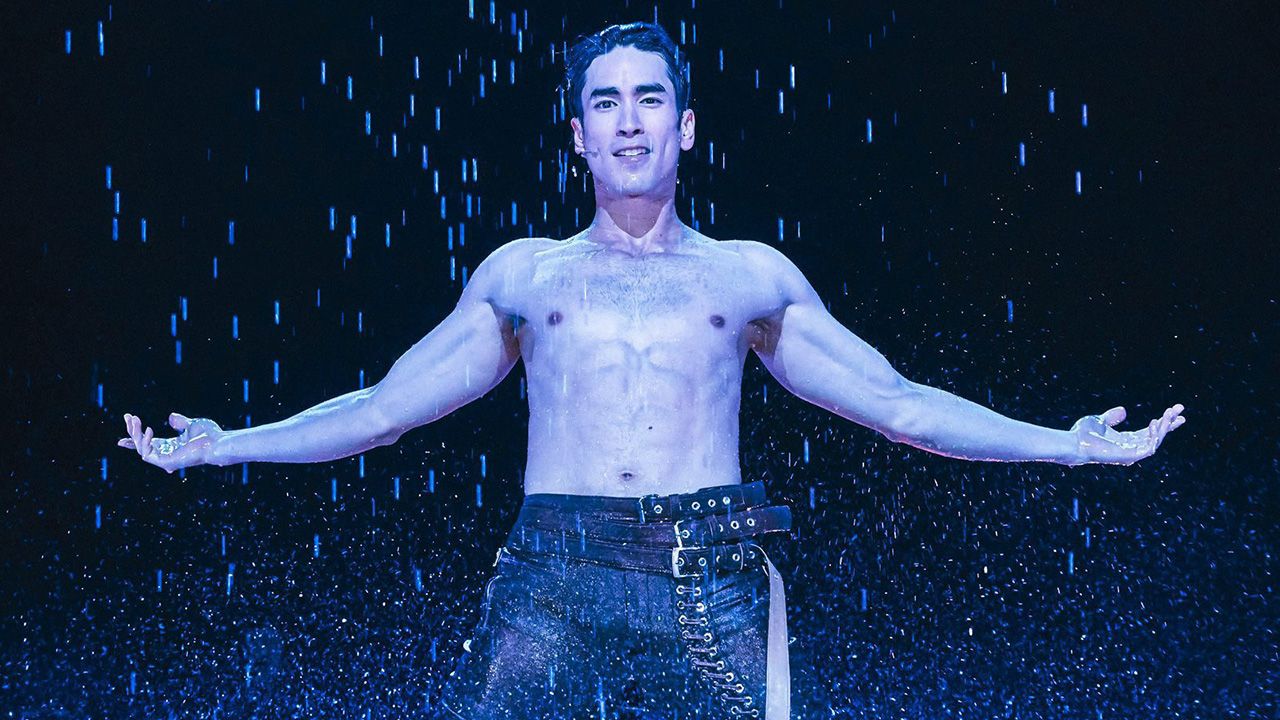 โชว์ เดอะเรียล ณเดชน์ คอนเสิร์ต อลังการเป๊ะฟิตทุกอณู ขนาดเต้นจน “เป้ากางเกงแตก” ณเดชน์ คูกิมิยะ แสดงต่อได้ไม่มีหลุด ช่วงคืนกำไรให้ๆ แฟนดูเพลิน.