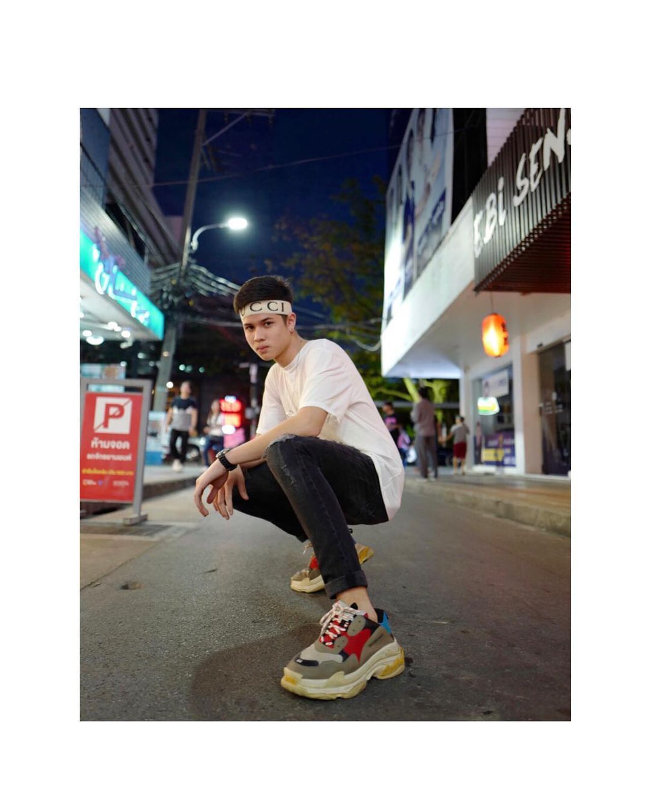 อีตั้น ศักดิเดช ขอบคุณภาพจากไอจี @eaton.sas