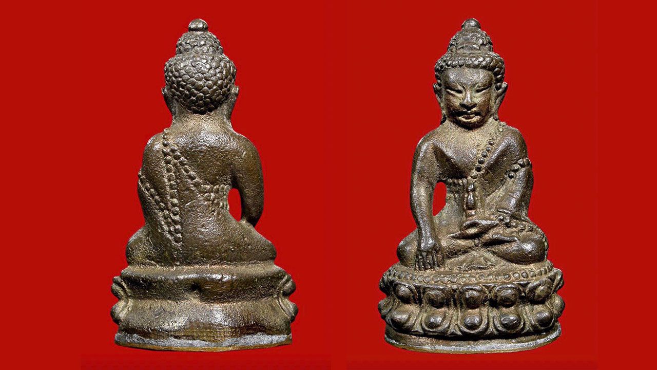 พระกริ่ง ชินบัญชร เนื้อนวโลหะ ก้นทองแดง หลวงปู่ทิม วัดละหารไร่ ระยอง ของไพรัตน์ สวนแก้ว.