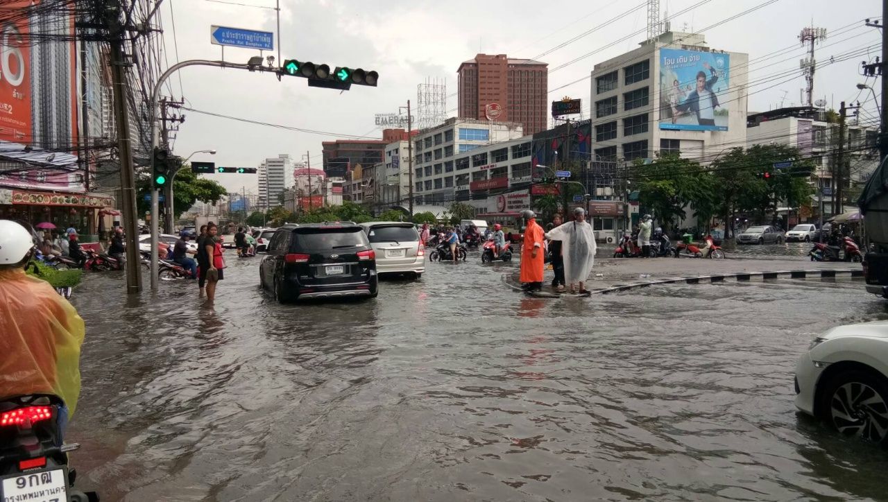 แยกห้วยขวาง