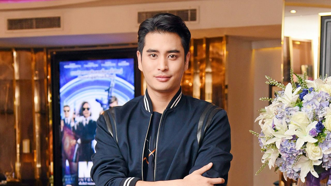 ให้อดีตเป็น “บทเรียน” ปั้นจั่น–ปรมะ ออกมาขอโทษขอโพย หลังเจอกระแสดราม่าปม การเมือง ในงานหนัง “รัก 2 ปี ยินดีคืนเงิน”...หัวก็ไม่ล้านอย่าขยัน “หัวร้อน” บ่อยสิ ไม่ดีๆ รู้เปล่า.