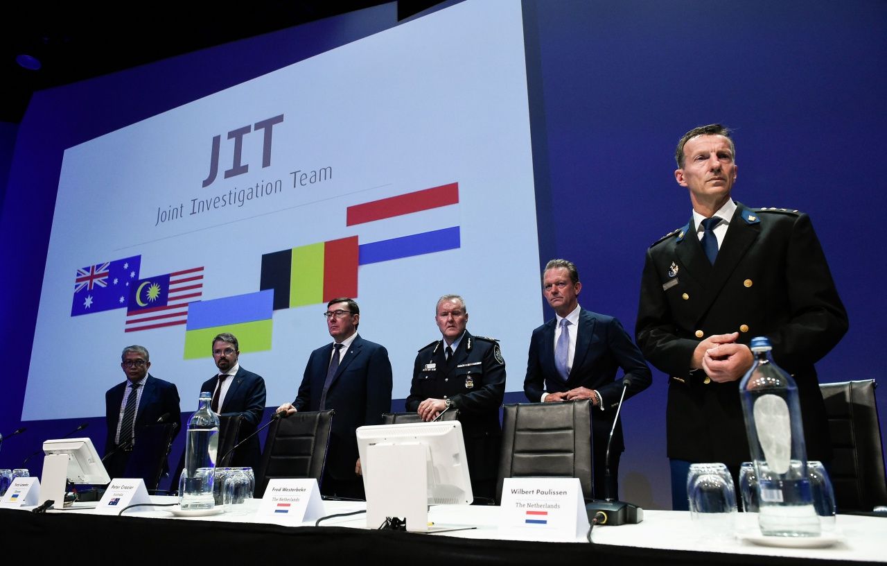 สมาชิกทีมสืบสวนร่วม (JIT) แถลงผลการสืบสวน กรณีการยิงเครื่องบิน MH17 จนตกในยูเครน