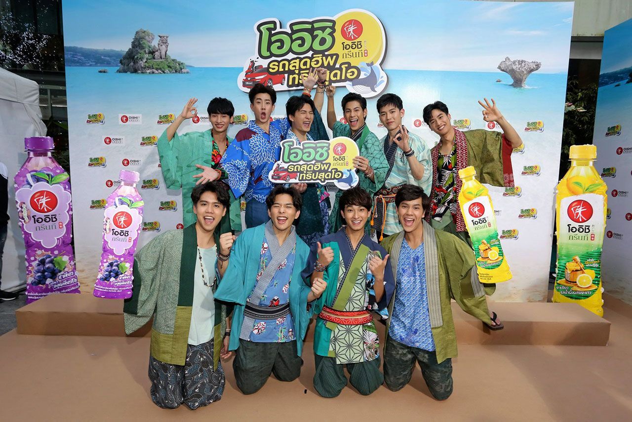 “10 หนุ่ม GMM ทีนไอดอล”