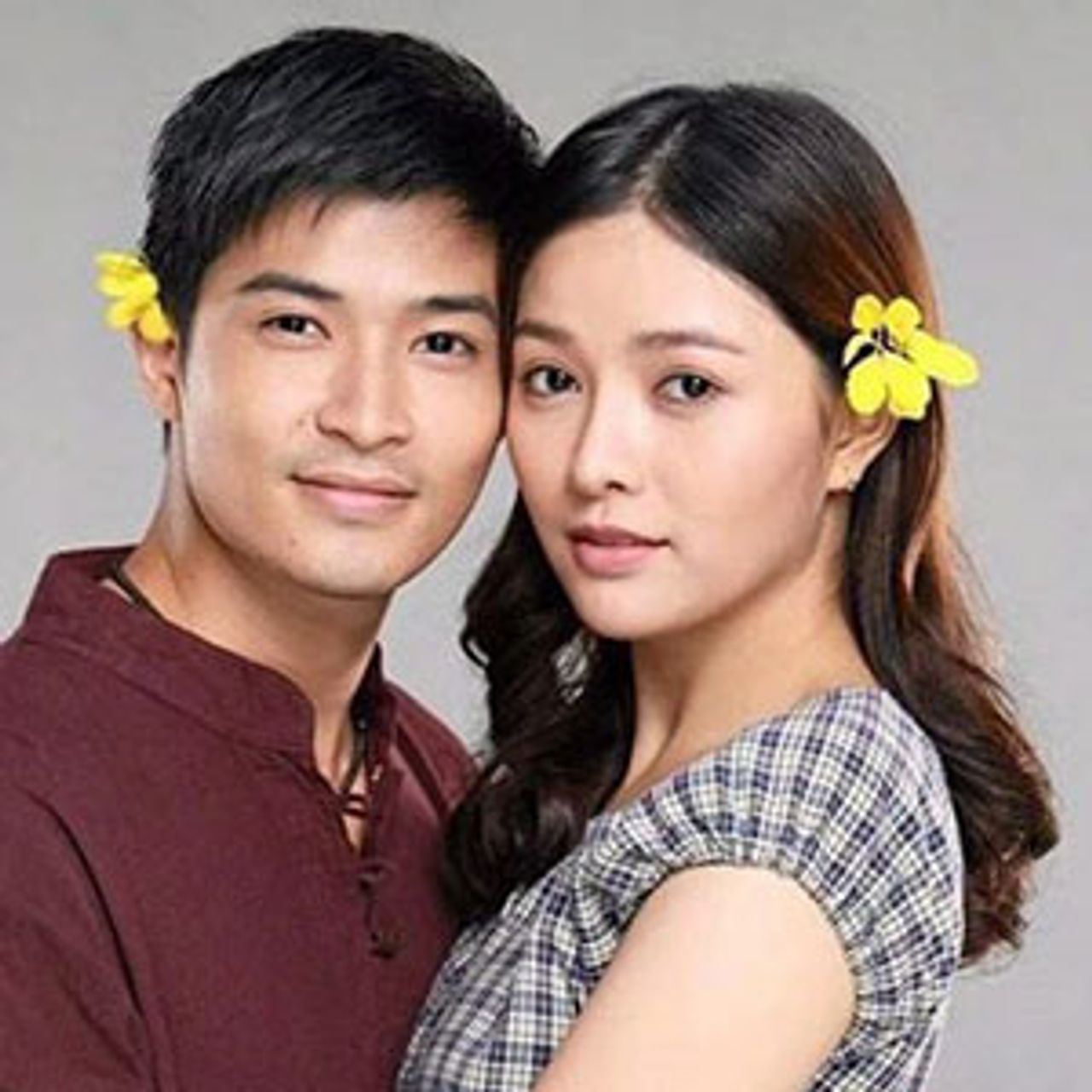 พูดออกไปยังไม่ข้ามวัน ก็มีมือดีปล่อยภาพ ตูมตาม กะ ลูกน้ำ จุ๊บกันออกมา! ดูยังไงก็ไม่ใช่ภาพในละคร เพราะ ว่าผู้ชาย “เซลฟี่” เอง... เจอหลักฐานนี้กอดคอกันตายคู่เลยจ้า!