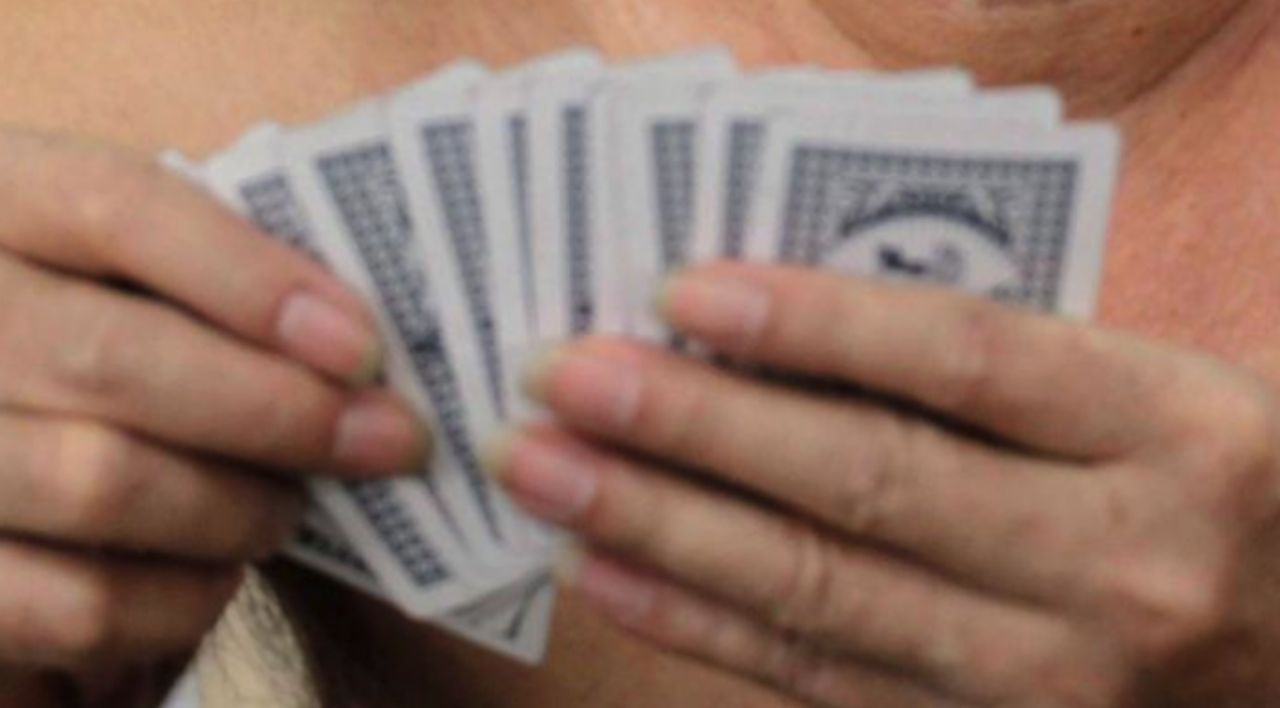 คนติดการพนัน กลับตัว แฉโกงไพ่ เพราะอยากหยุดเล่นไพ่