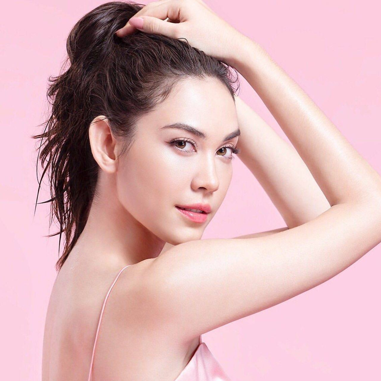 แมท ภีรนีย์ ขอบคุณภาพจากไอจี @mattperanee