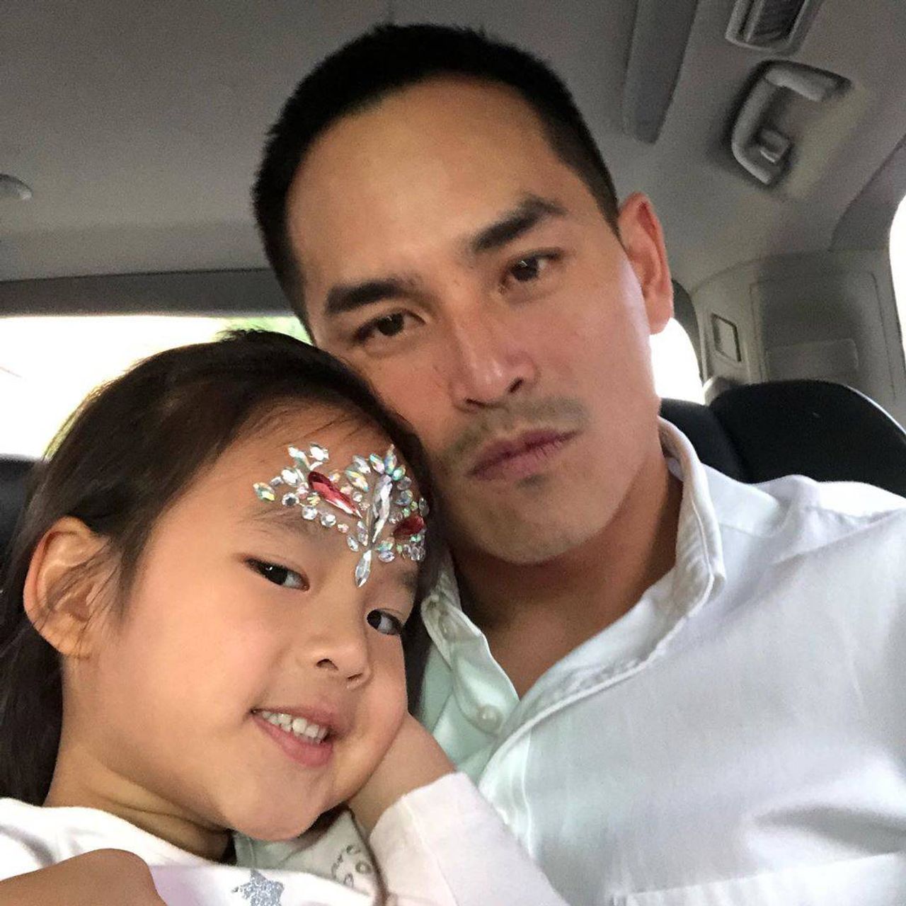 สงกรานต์-น้องปีใหม่ ขอบคุณภาพจากไอจี @songkarn_tae