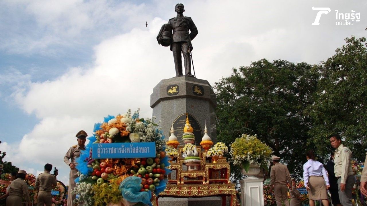 ชาวสงขลาสร้างอนุสาวรีย์  (ภาพได้รับมอบจาก อ.สืบสกุล ศรีสุข) 