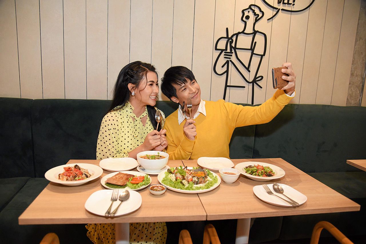 เชลฟี่ก่อนชิม...ม