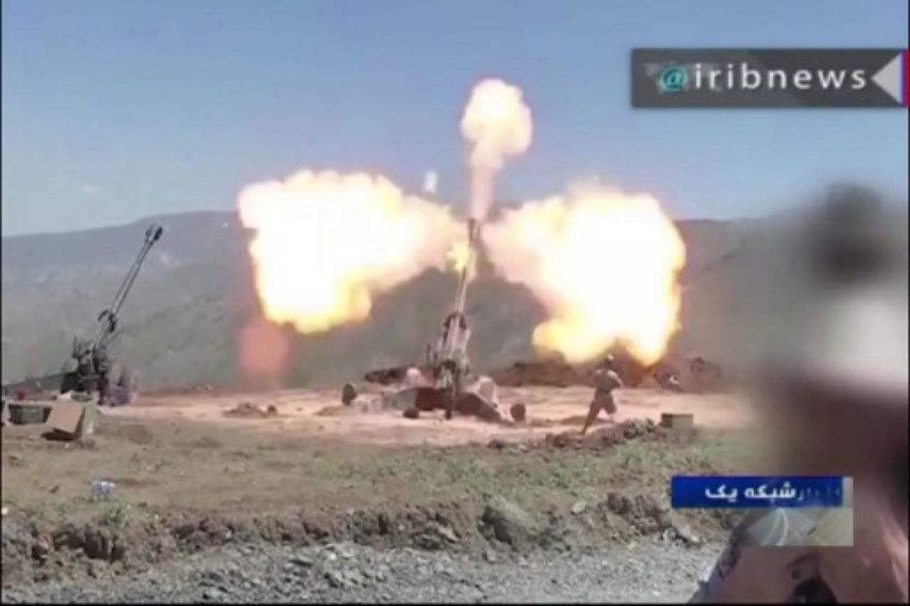 สื่ออิหร่านเผยแพร่ภาพข่มขวัญศัตรู :  ทหารกองกำลังพิทักษ์ปฏิวัติอิหร่านยิงปืนใหญ่ โจมตีกลุ่มก่อการร้ายในอิรัก