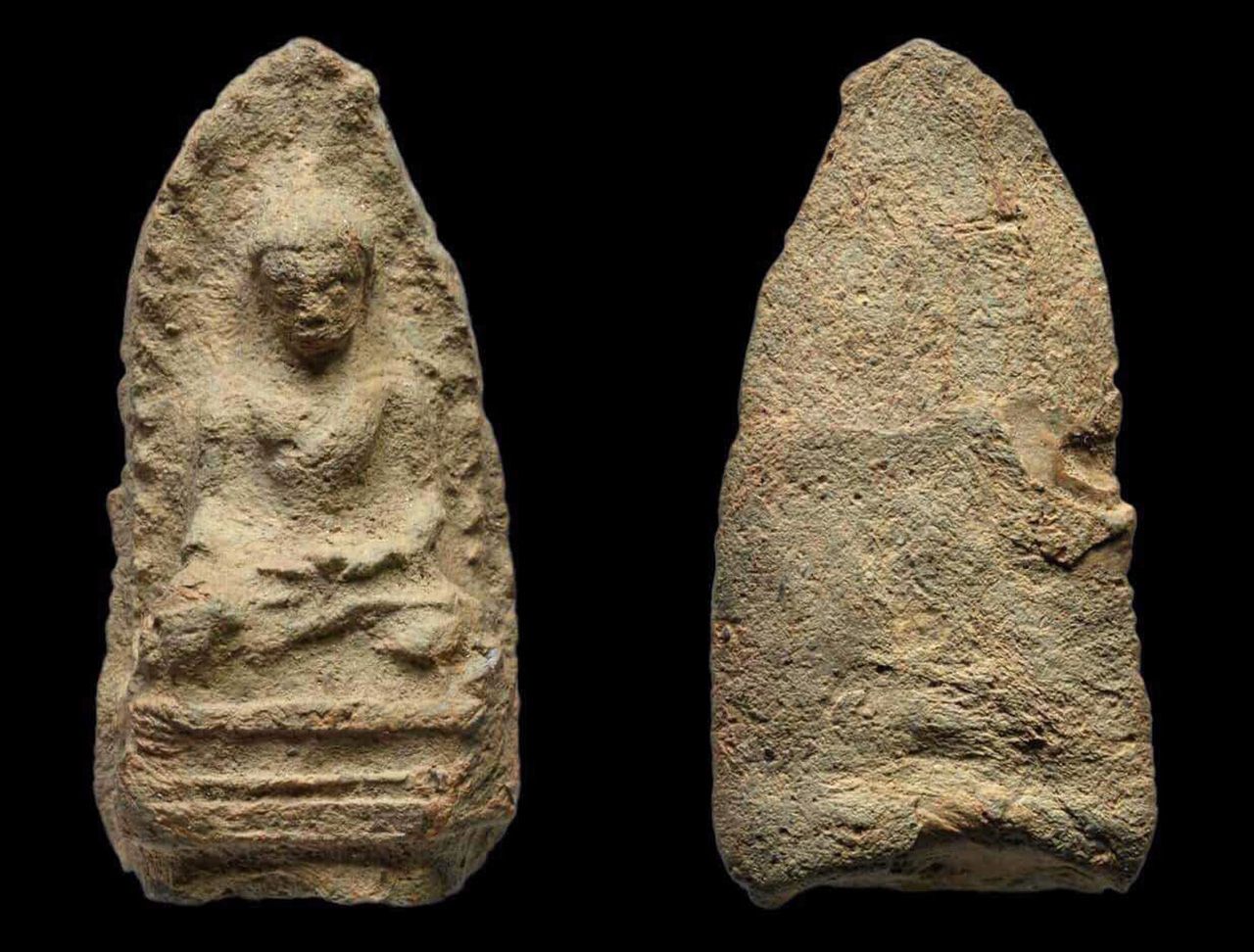 พระรอดพิมพ์ ตื้น วัดมหาวัน ของ สิทธิชัย อารยางกูร.