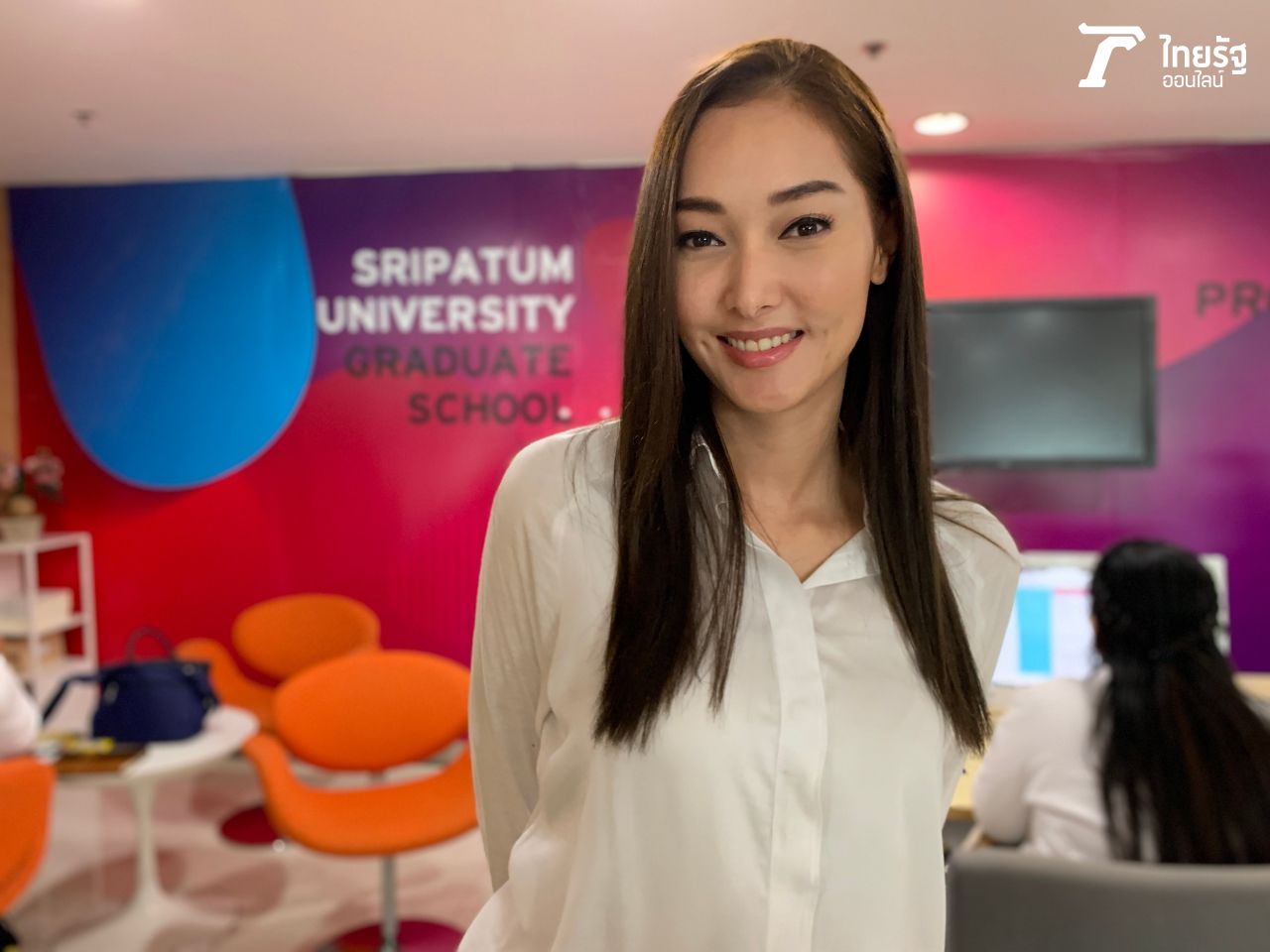 หายไปนาน ที่แท้ก็ซุ่มเรียนปริญญาโท กุ้ง ธัญพร ศรีเสน หรือชื่อใหม่ ปภัสรินทร์ ศรีปริยวัฒน์ รองมิสแกรนด์ไทยแลนด์ Miss Grand Thailand 2013 และ มิสซูปราเนชั่นแนลไทยแลนด์ Miss Supranational Thailand 2013