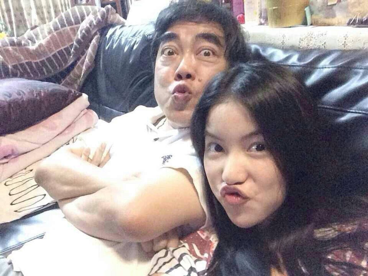 มุกและคุณพ่อ ขอบคุณภาพจากไอจี @mookworranit