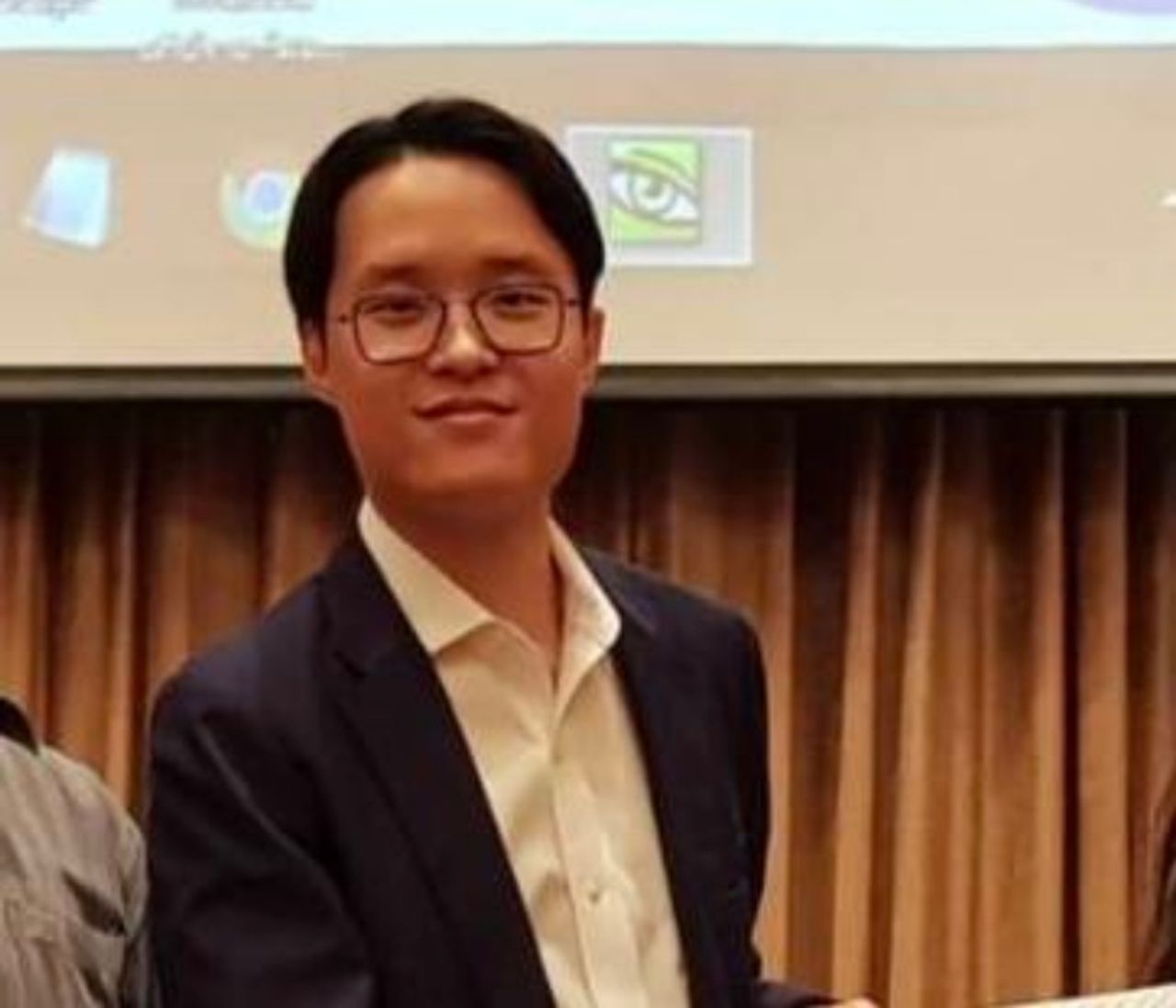 ดร.อาร์ม ตั้งนิรันดร อาจารย์คณะนิติศาสตร์ จุฬาลงกรณ์มหาวิทยาลัย 