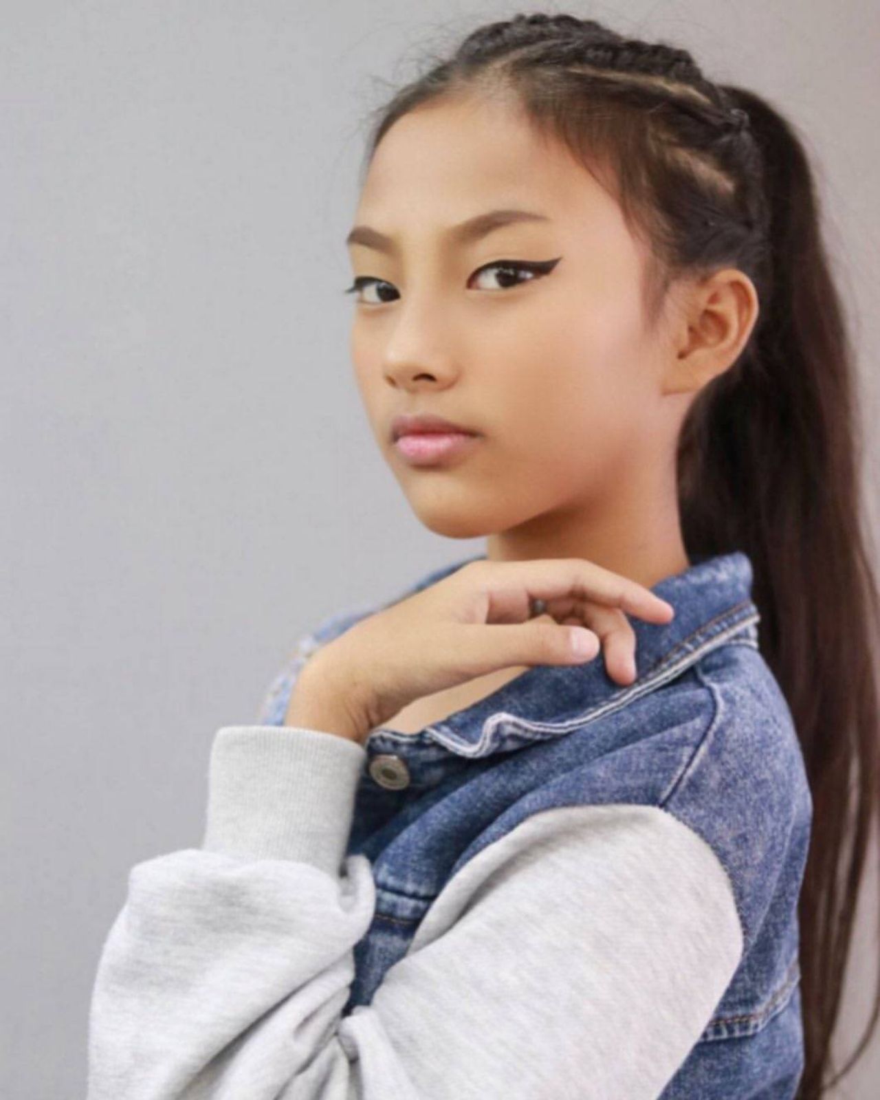 น้องจื้อหลิง ลูกสาวเอ็มมี่ แม็กซิม ขอบคุณภาพจากไอจี @mmyamalawan