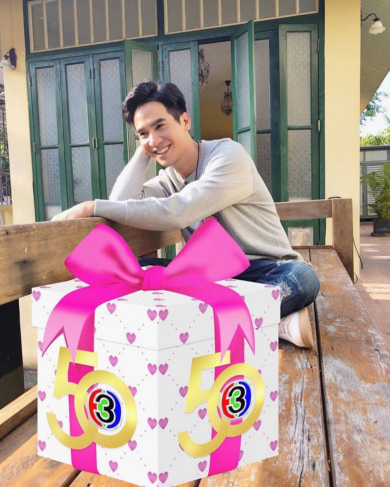 โป๊ป ธนวรรธน์ ขอบคุณภาพจากไอจี @popezaap