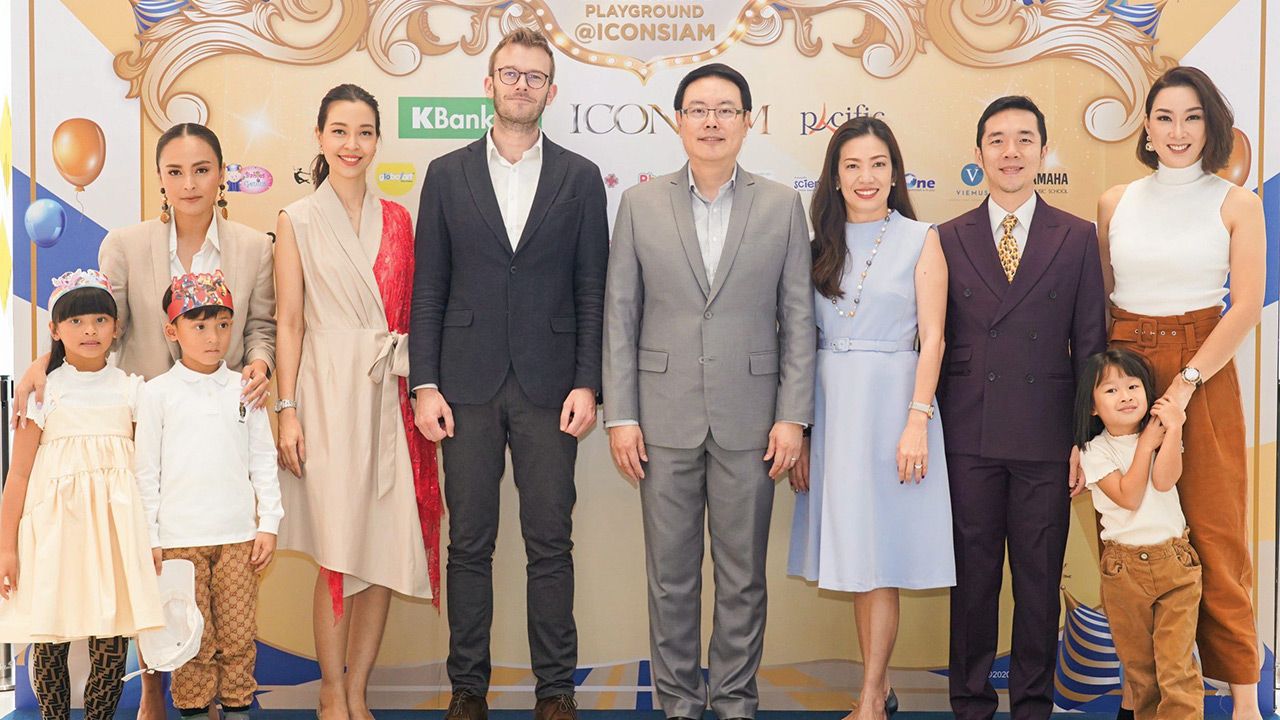 วันเด็ก สุพจน์ ชัยวัฒน์ศิริกุล จัดงาน THE ICONIC CHILDREN’S PLAYGROUND AT ICONSIAM ฉลองวันเด็กแห่งชาติปี 2563 โดยมี เบน พีซ, วรษา กรวิกนลิน, ชยะพงส์ นะวิโรจน์, พญ.กนกวรรณ เศรษฐพงศ์วนิช และ ไรบีนา อินทรชัย มาร่วมงานด้วย ที่ไอคอนสยาม วันก่อน.