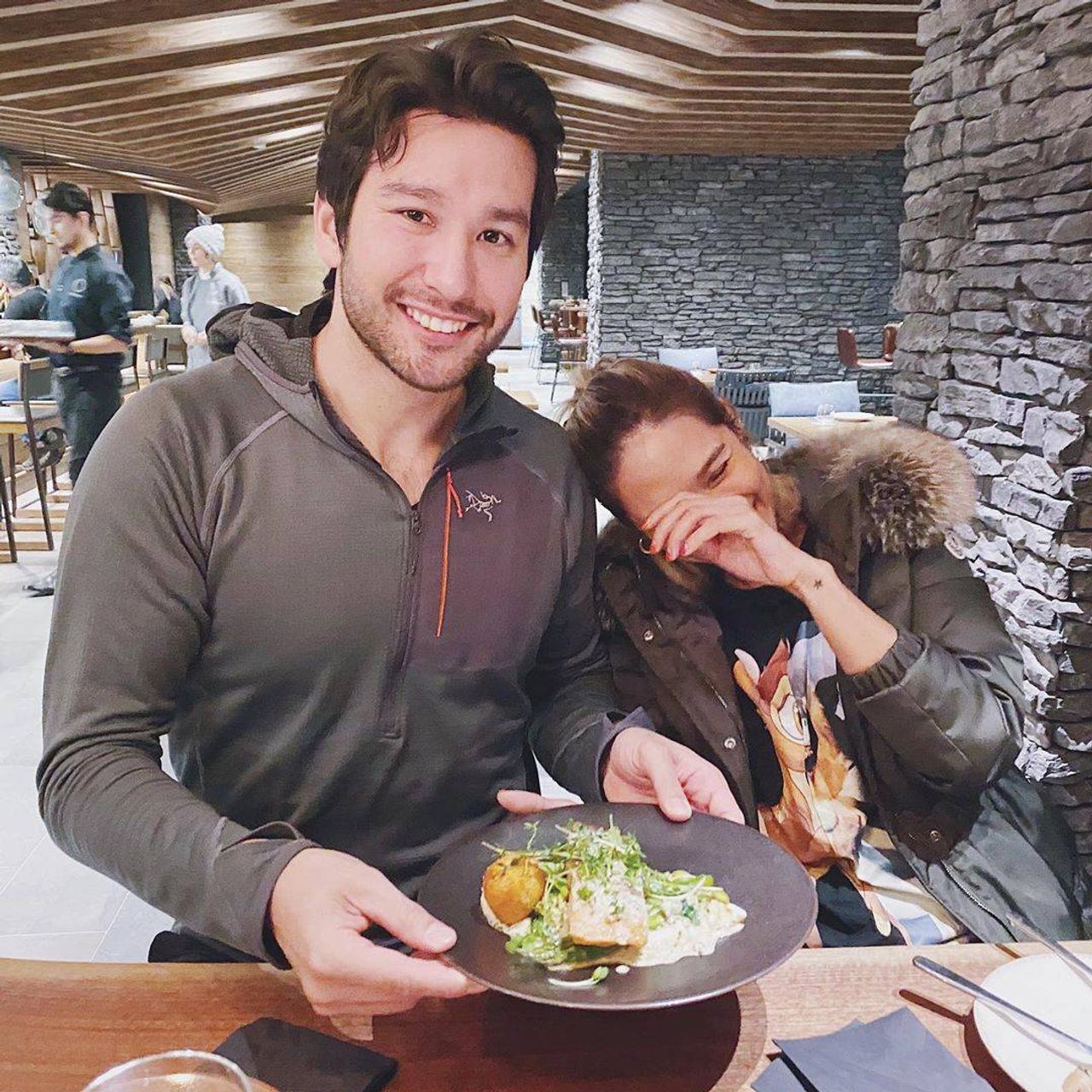 อเล็กซ์-พลอย ขอบคุณภาพจากไอจี @lydiasarunrat