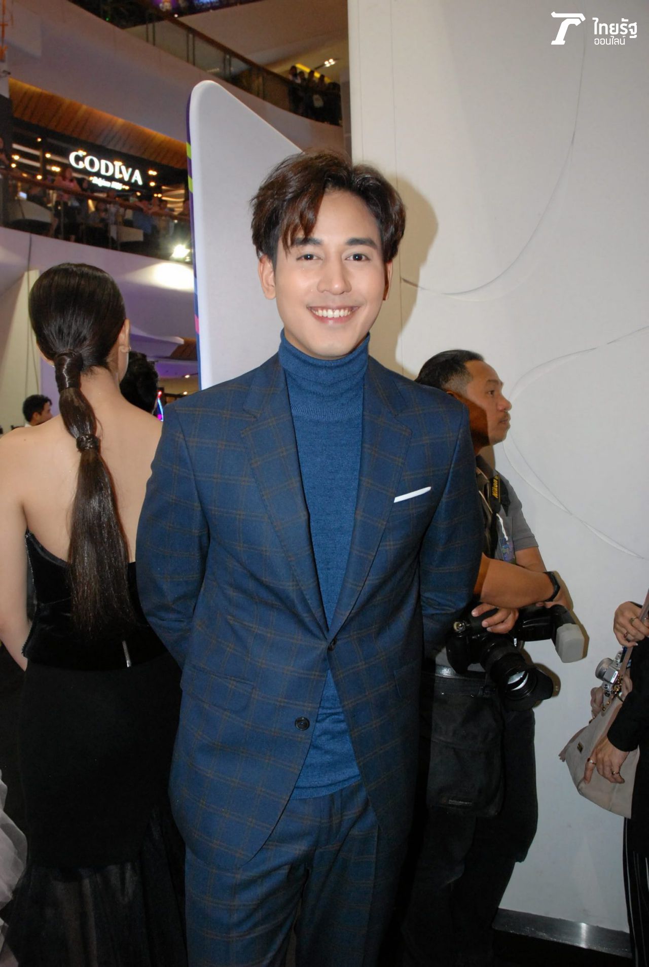 ป๊อป ฐากูร