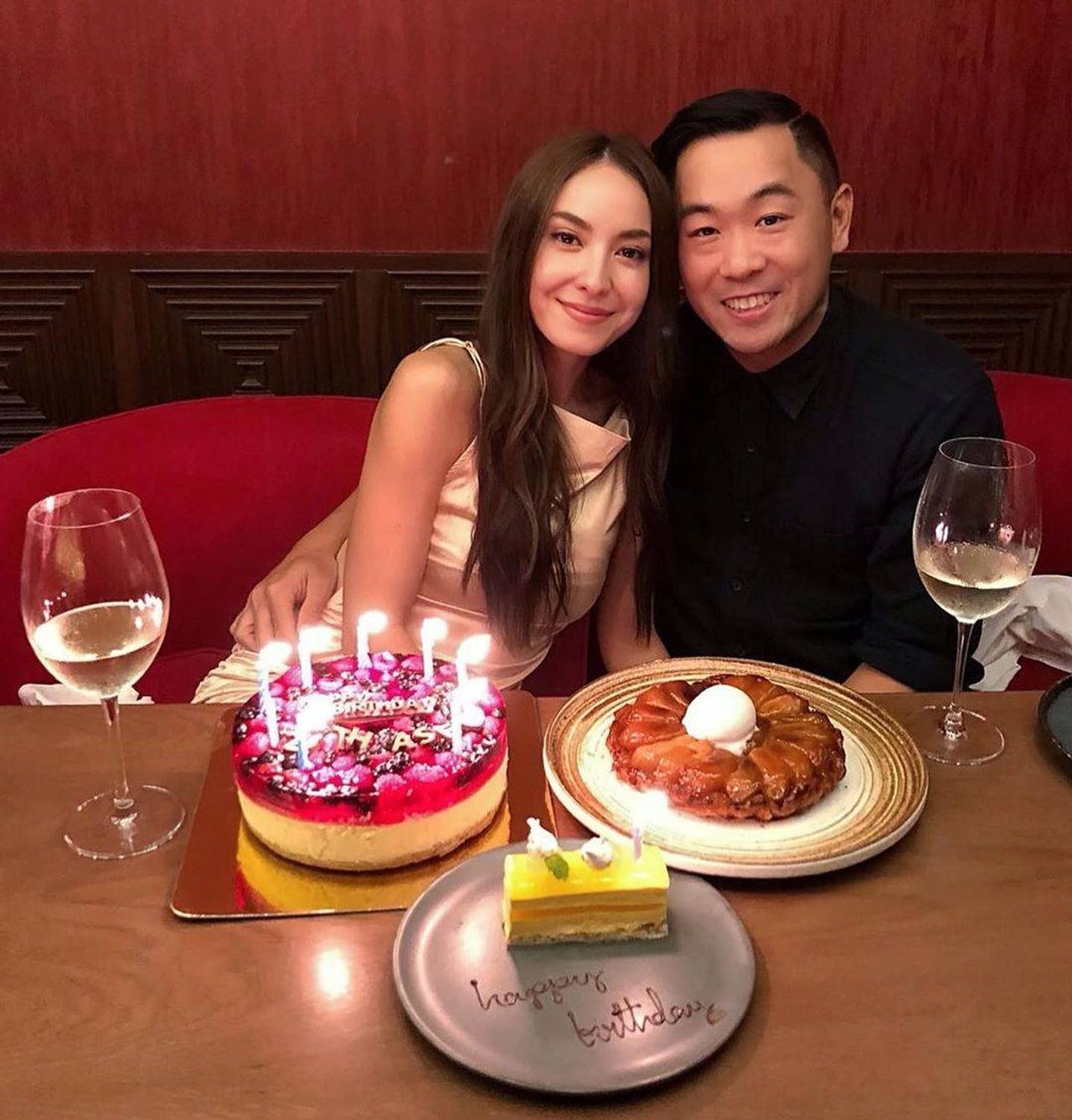 โอซา แวง และจอน ลอร์ ขอบคุณภาพจากไอจี @ase_wang