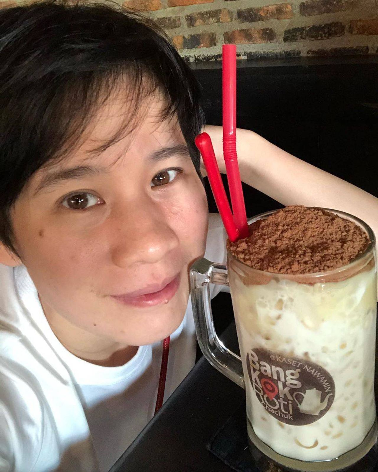 บุ้ง ใบหยก ขอบคุณภาพจากไอจี @bungbaiyoke