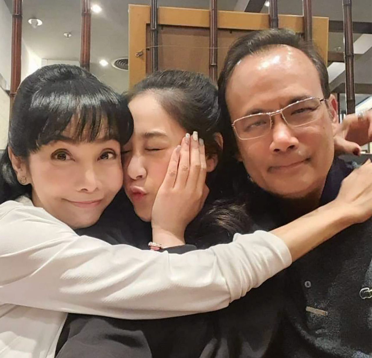 “ครอบครัวสุขสันต์” กับ “น้ำตาล” ลูกเลิฟ