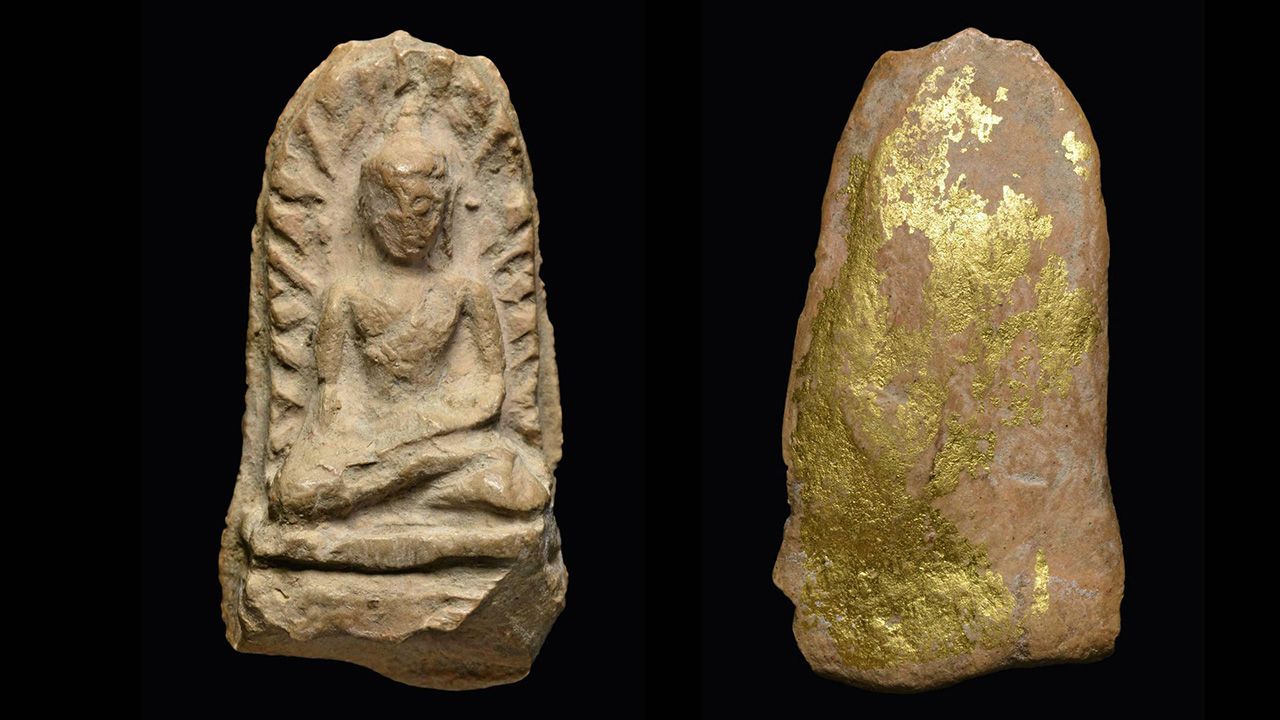 พระรอด พิมพ์เล็ก กรุวัดมหาวัน ลำพูน ของเทิดศักดิ์ พ่วงจินดา.