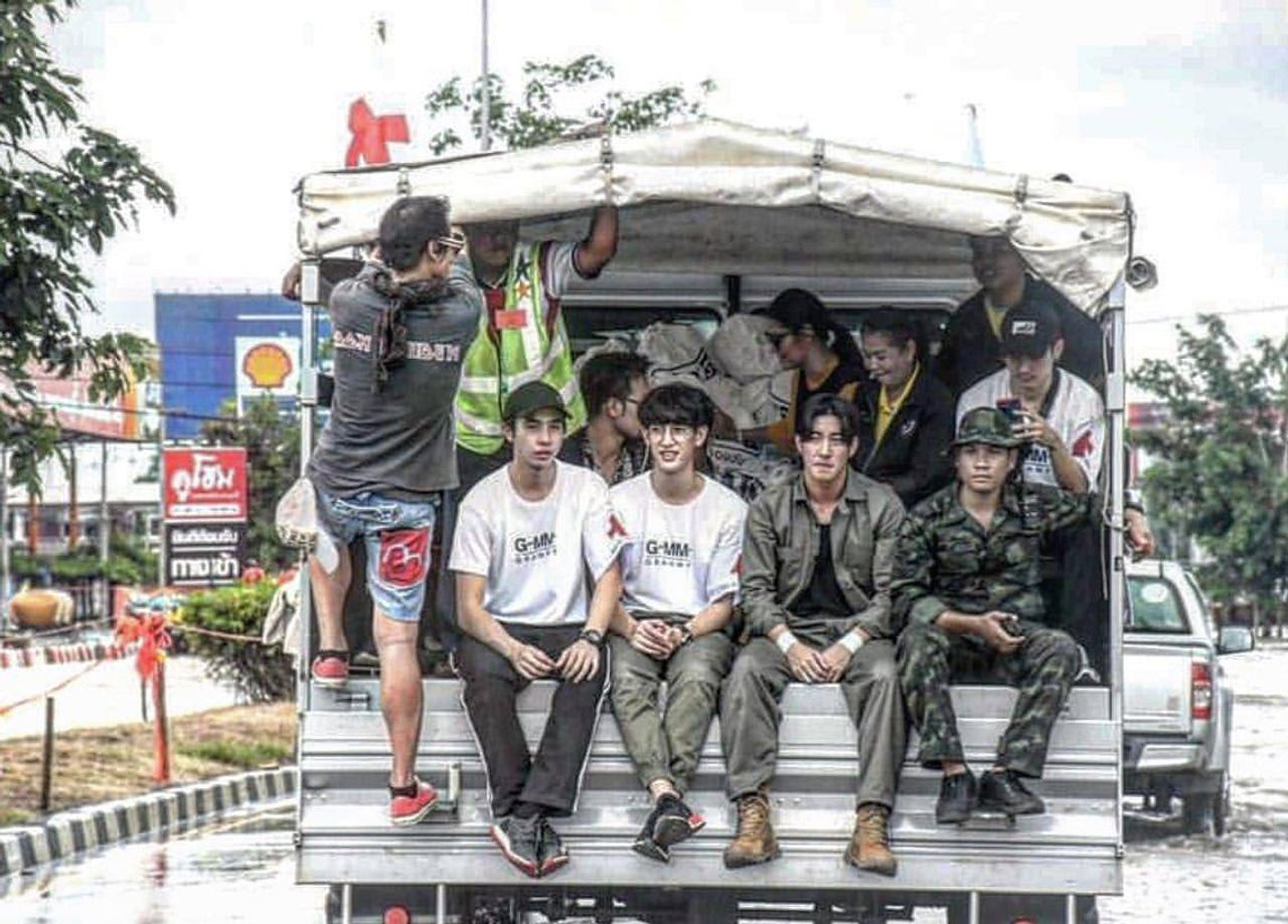 ภาพบรรยากาศโตโน่และจิตอาสาไป จ.อุบลราชธานี ขอบคุณภาพจากไอจี @mootono29