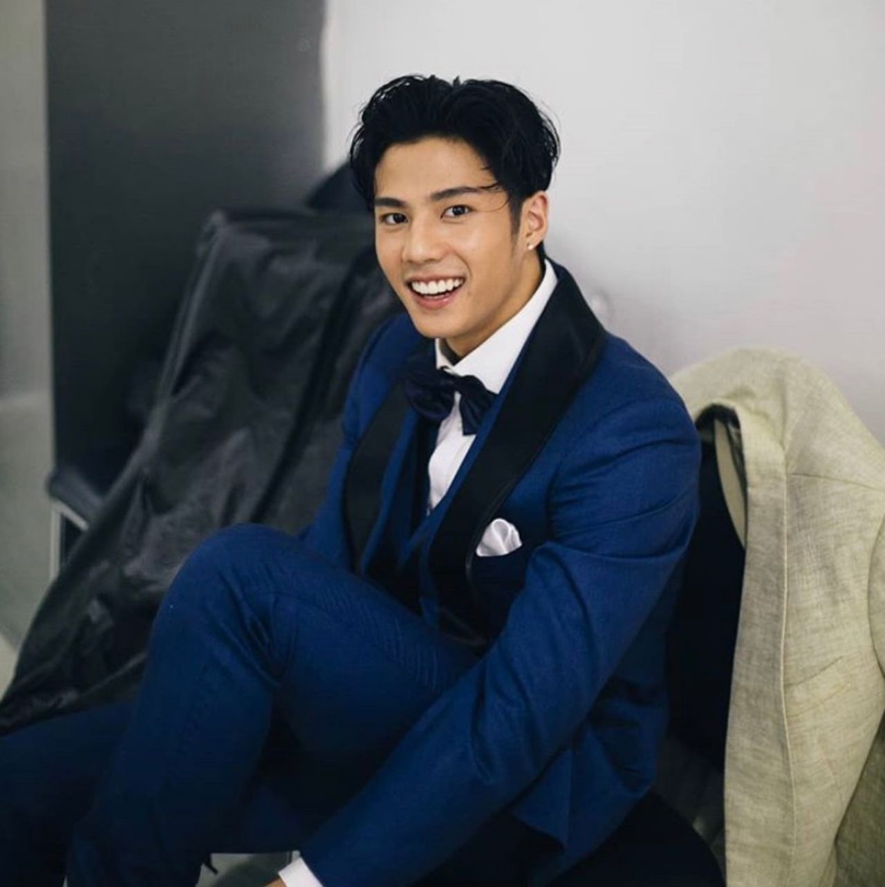 แบงค์ ธิติ  