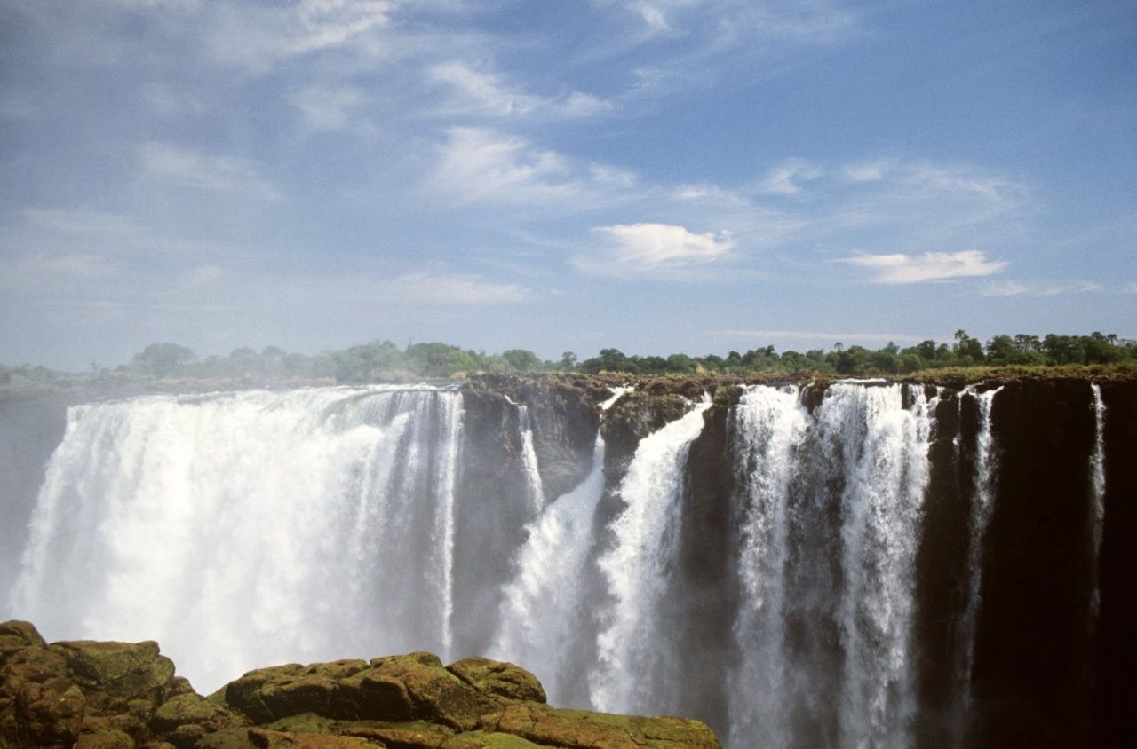 น้ำตกวิกตอเรีย บันทึกเมื่อ 19 ก.พ.2528