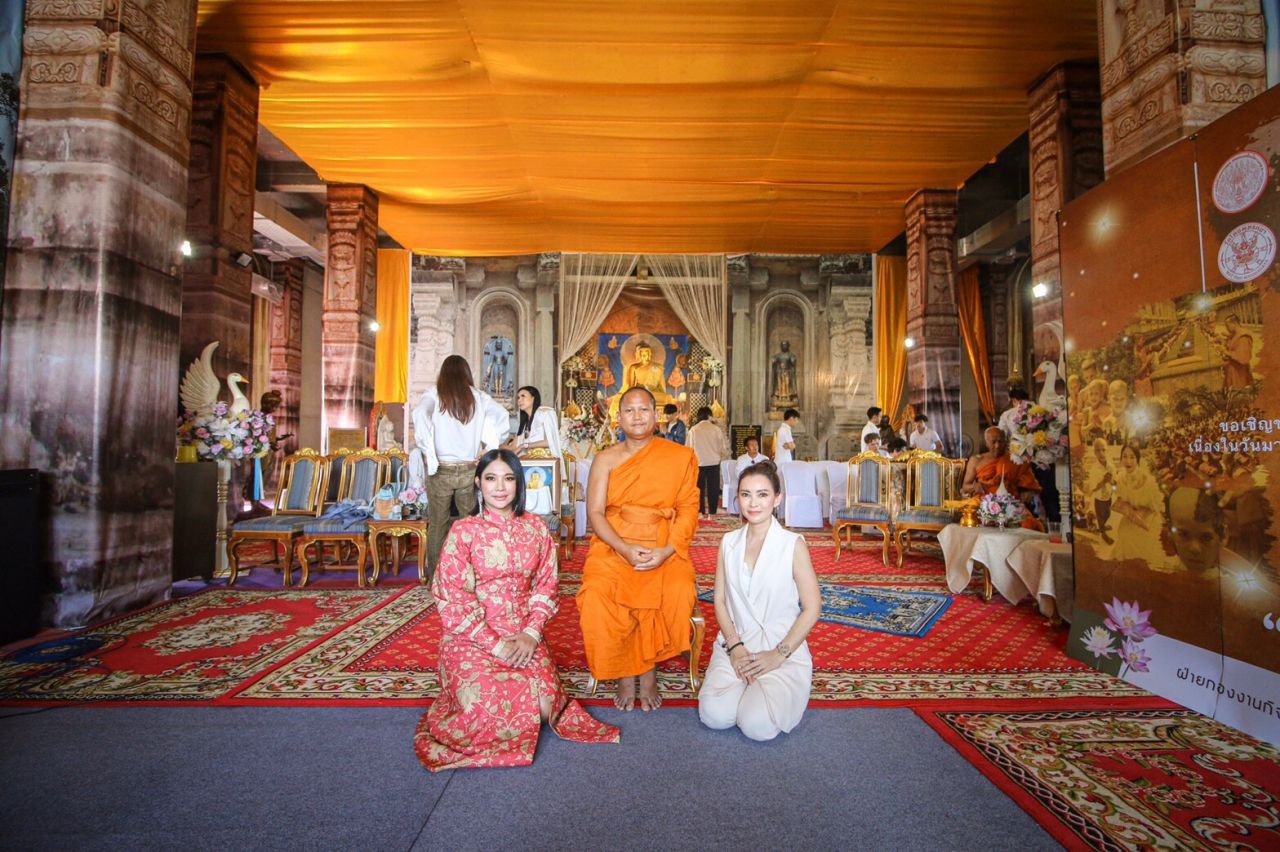 ปุ้ย พิมลวรรณ ร่วมเป็นพิธีกรงานแถลงข่าวหนัง แนวพุทธศาสนาเรื่อง พุทธคยา และแถลงข่าว บวชเด็กอินเดีย ในวันมาฆบูชา 2563 ที่วัดไทยพุทธคยา รัฐพิหาร อินเดีย