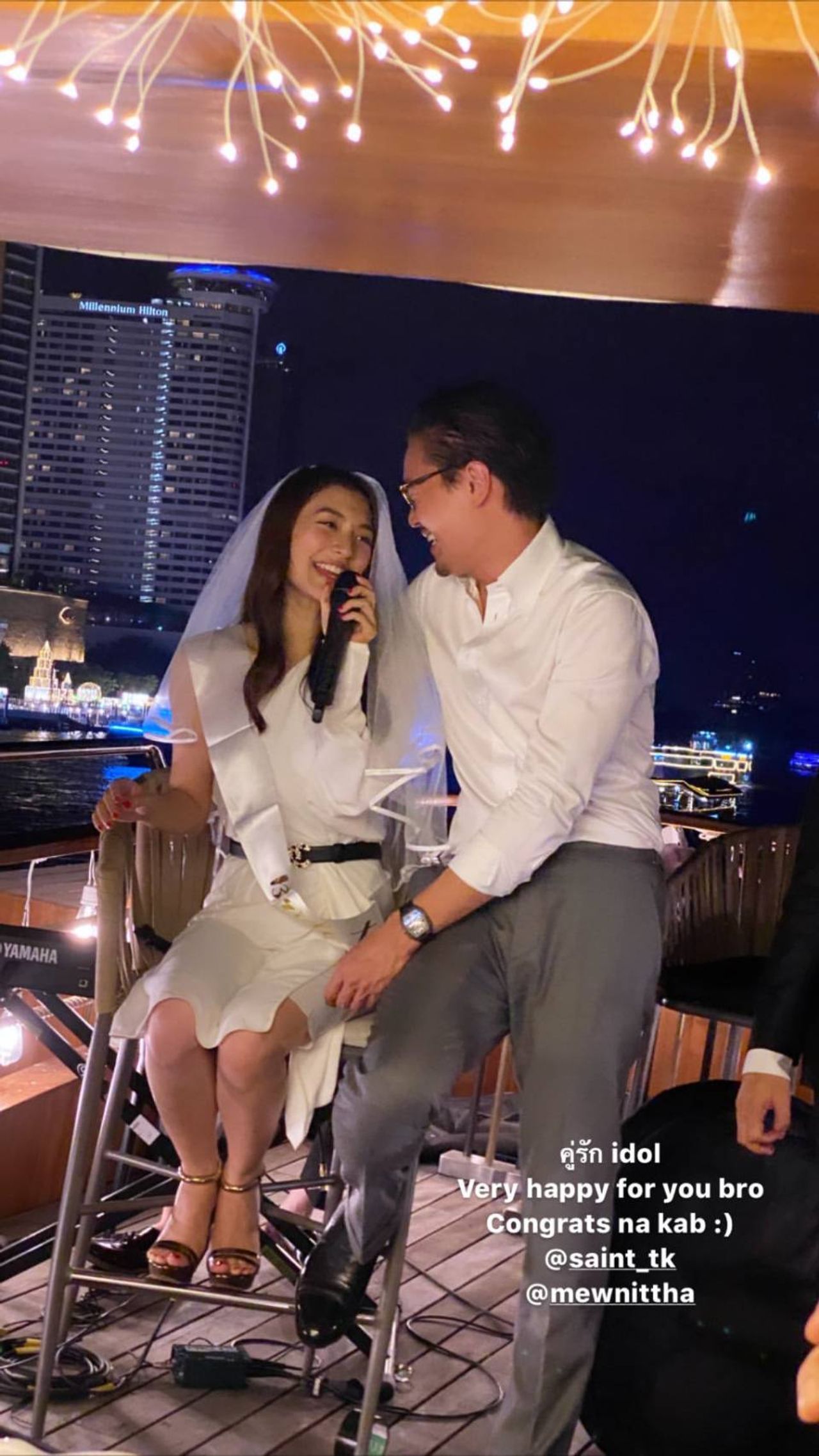 มิว-เซนต์ ขอบคุณภาพจากไอจีสตอรี่ @topnathasedh