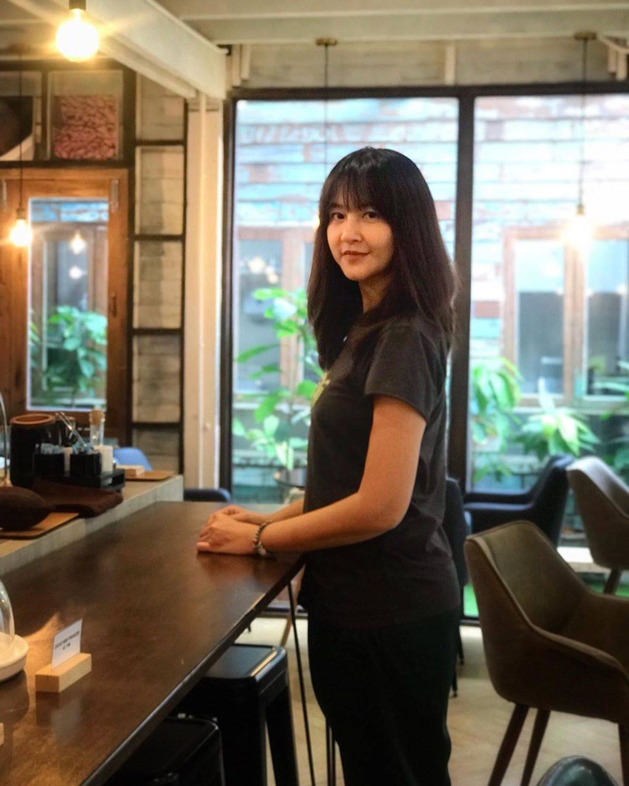 เข็ม กฤตธีรา ขอบคุณภาพจากไอจี @khemonly