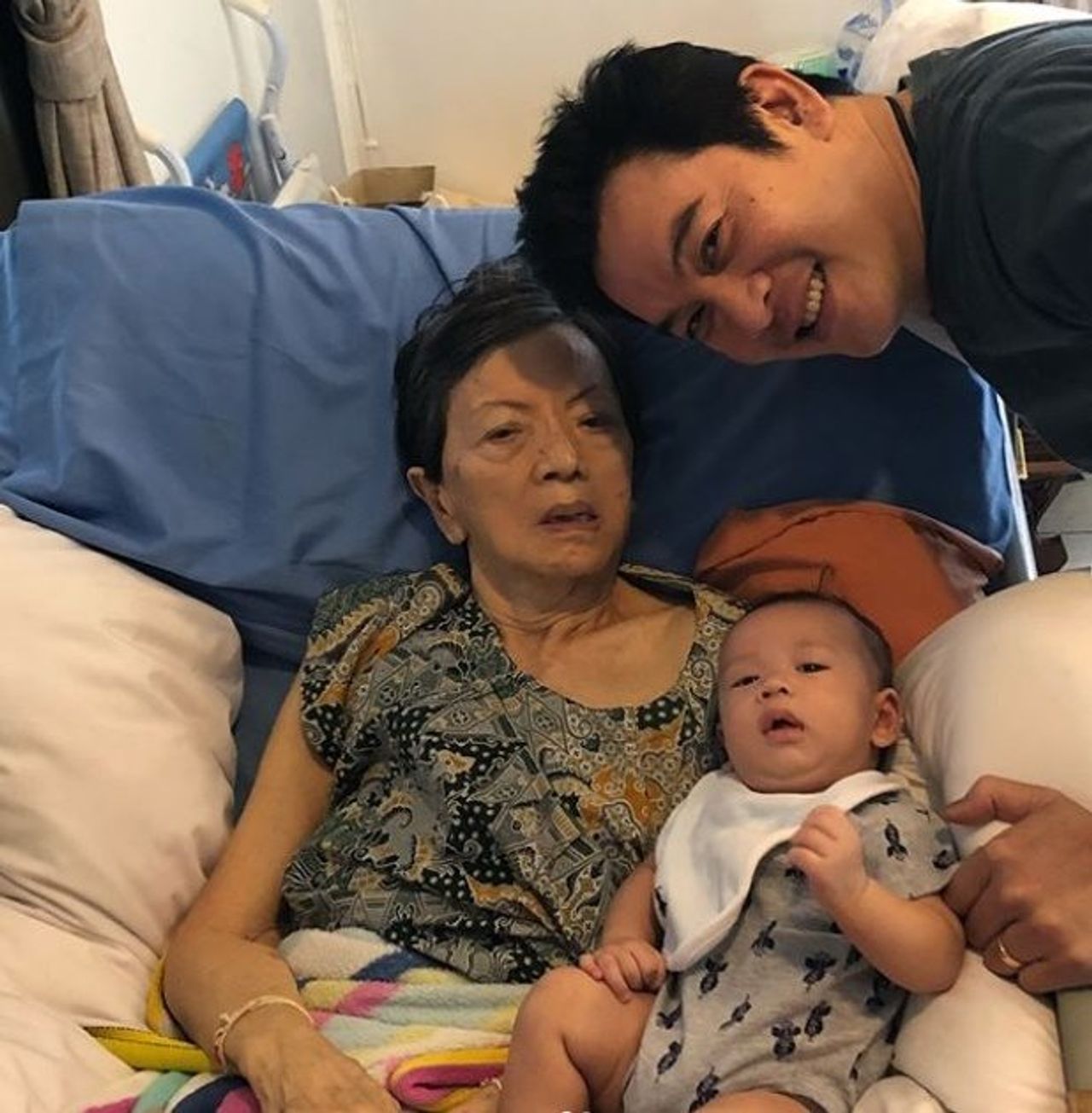 ชาคริต-น้องโพธิ์-คุณแม่ ขอบคุณภาพจากไอจี @shahkrit