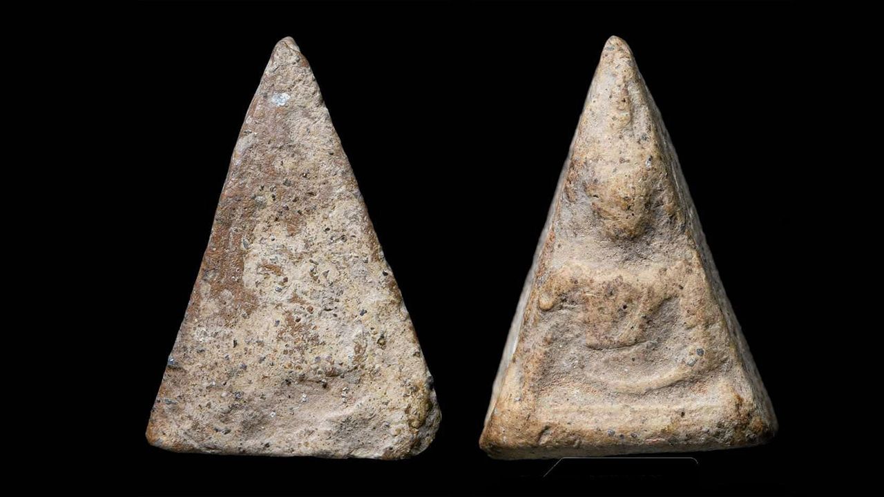 พระนางพญา พิมพ์เทวดา วัดนางพญา ของ พรรค คูวิบูลย์ศิลป์.