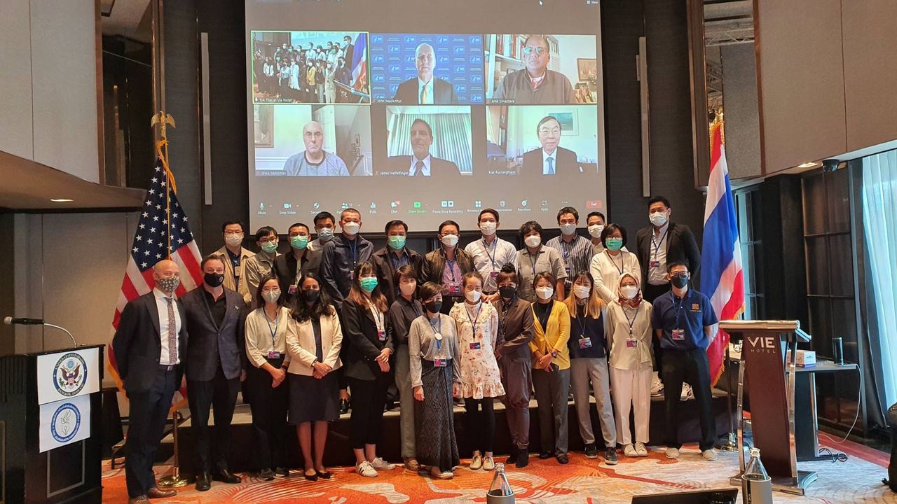 คณะสื่อมวลชน และวิทยากรจากสถานทูต