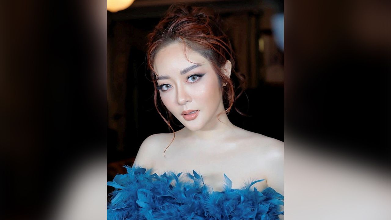 ประกาศในไอจี แก้มบุ๋ม-ปรียาดา พร้อมให้ความช่วยเหลือใครติดโควิด-19 แล้วหาเตียงไม่ได้ ให้อินบ็อกซ์มาได้เลย พร้อมช่วยหาเตียงให้ไม่มีค่าใช้จ่าย คนแห่ชื่นชมนางร้ายใจบุญตัวจริง.