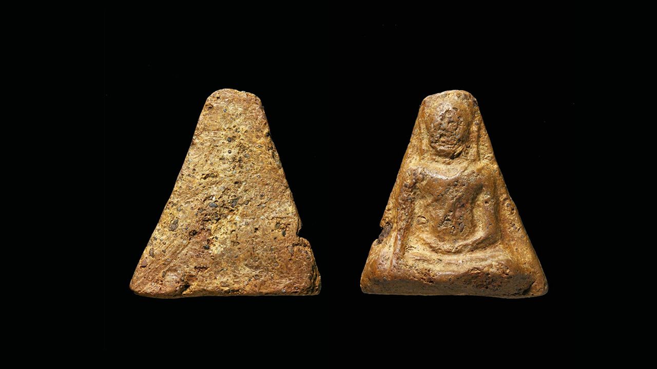 พระนางพญา พิมพ์เข่าโค้ง วัดนางพญา ของ พรรคคูวิบูลย์ศิลป์.