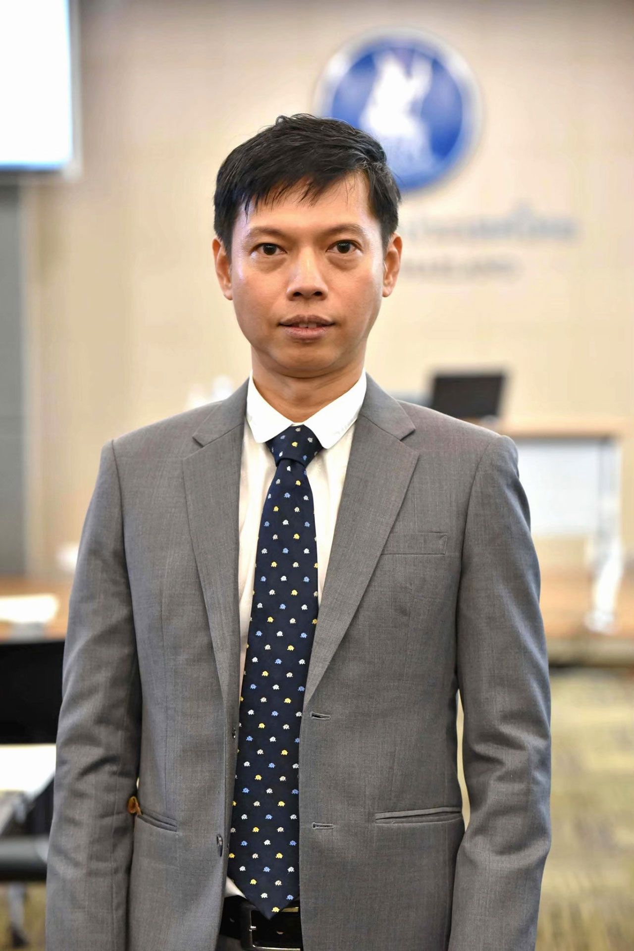สมชาย เลิศลาภวศิน ผู้อำนวยการอาวุโสฝ่ายส่งเสริมความรู้ทางการเงิน ธปท.