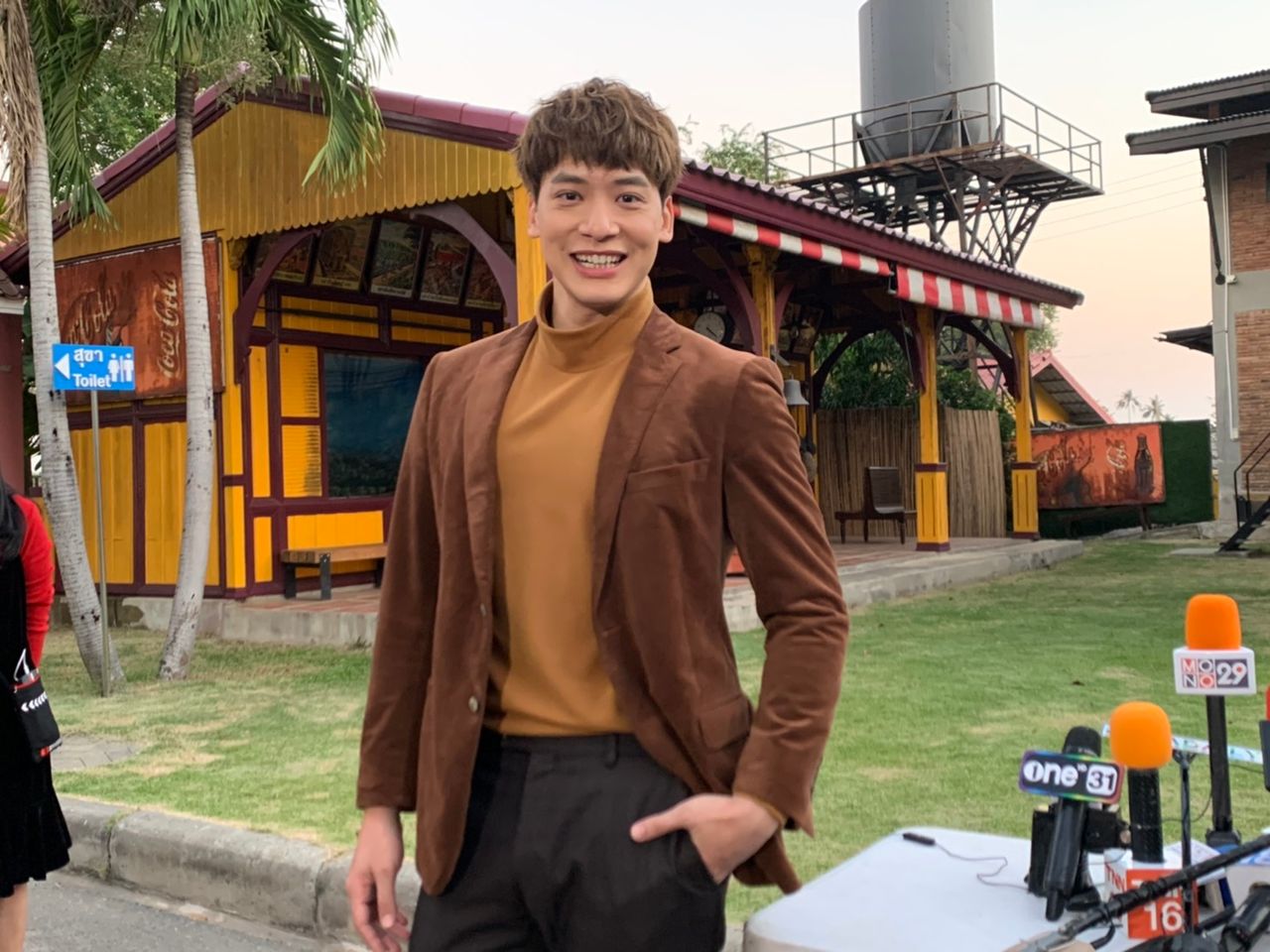 บี้ เดอะสตาร์