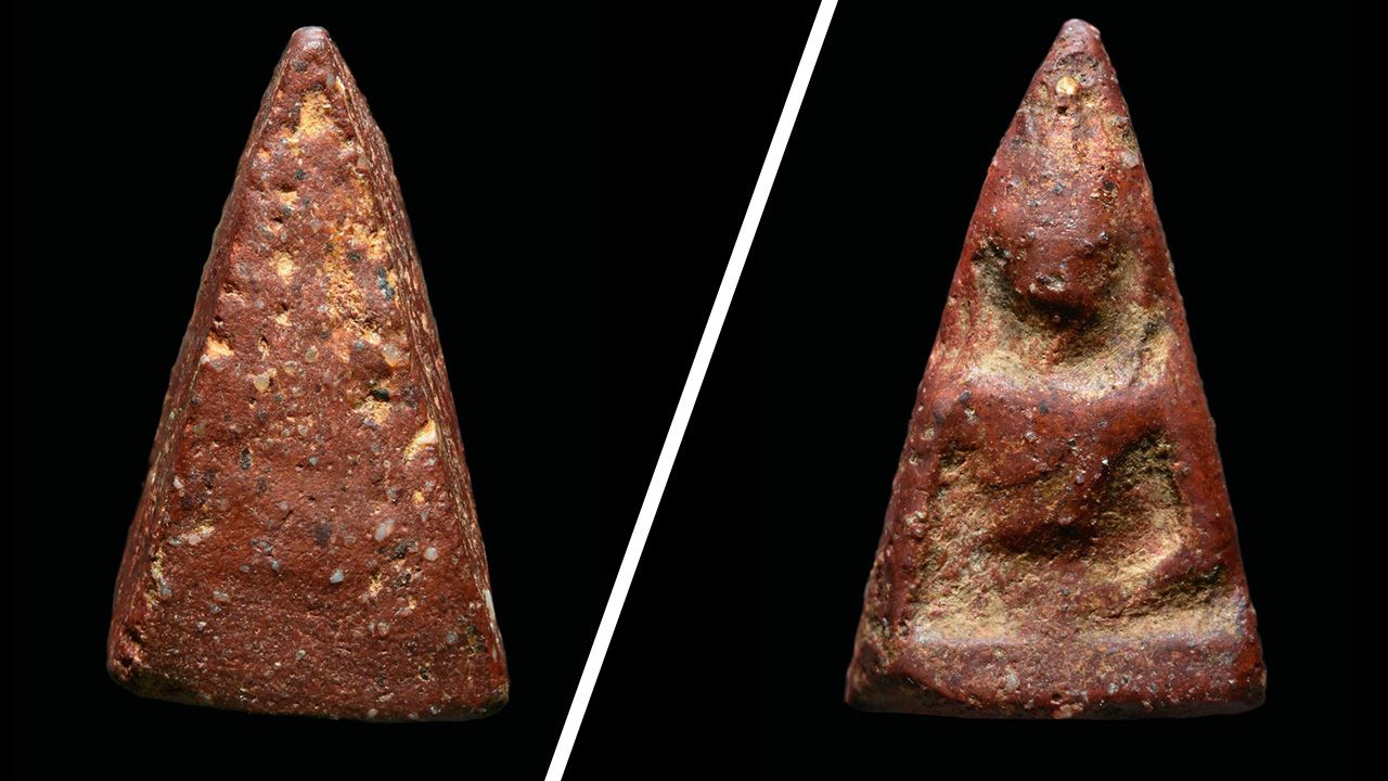 พระนางพญา พิมพ์เทวดา วัดนางพญา  พิษณุโลก ของ สุกฤษ จตุเทวประสิทธิ์.