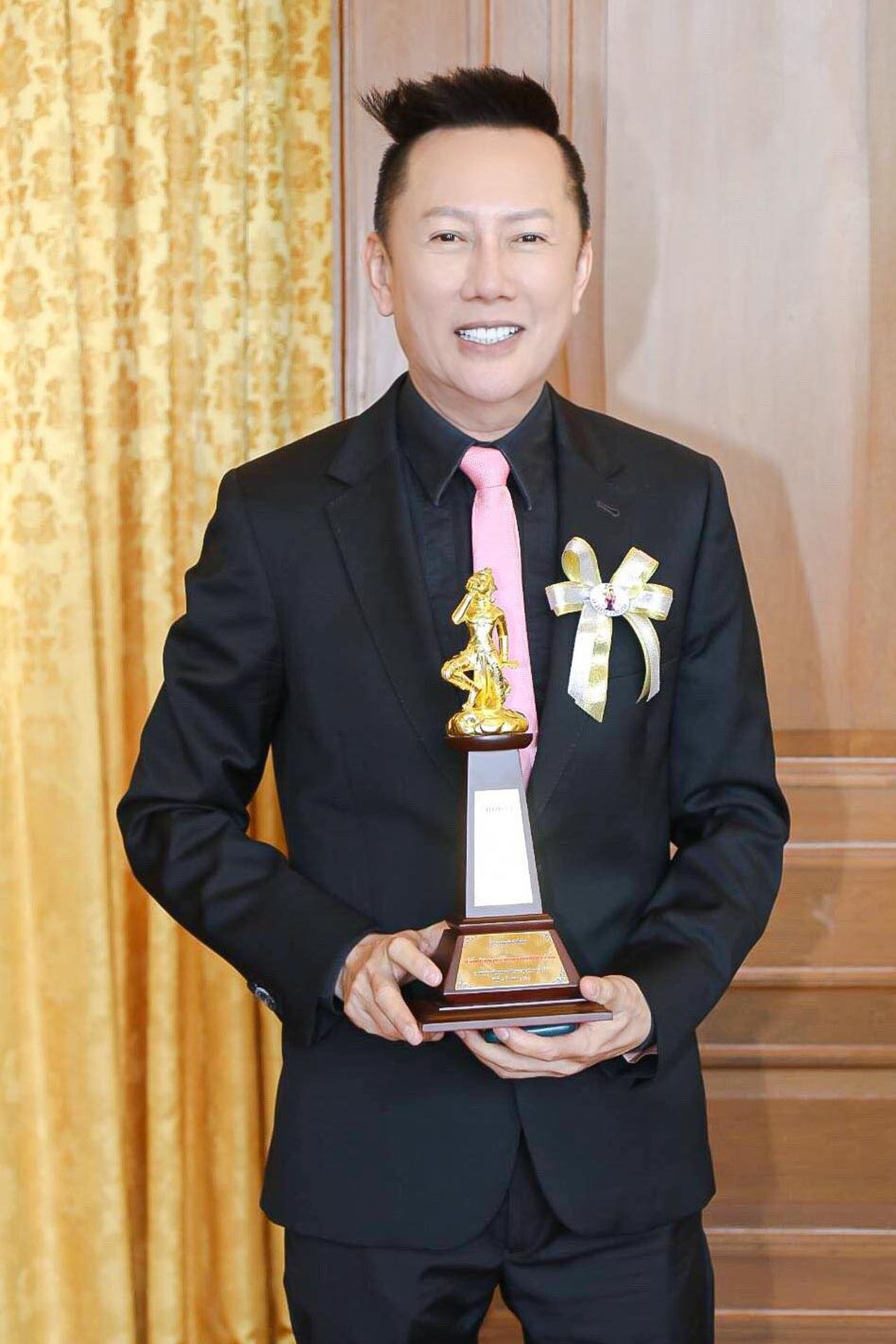 ขอบคุณภาพจากเฟซบุ๊ก ณวัฒน์ อิสรไกรศีล - Mr.Nawat Itsaragrisil