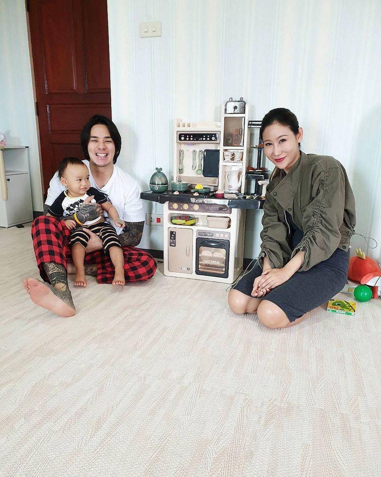 แทค-เบลล์-น้องภารัน ขอบคุณภาพจากไอจี @tack_pharunyoo