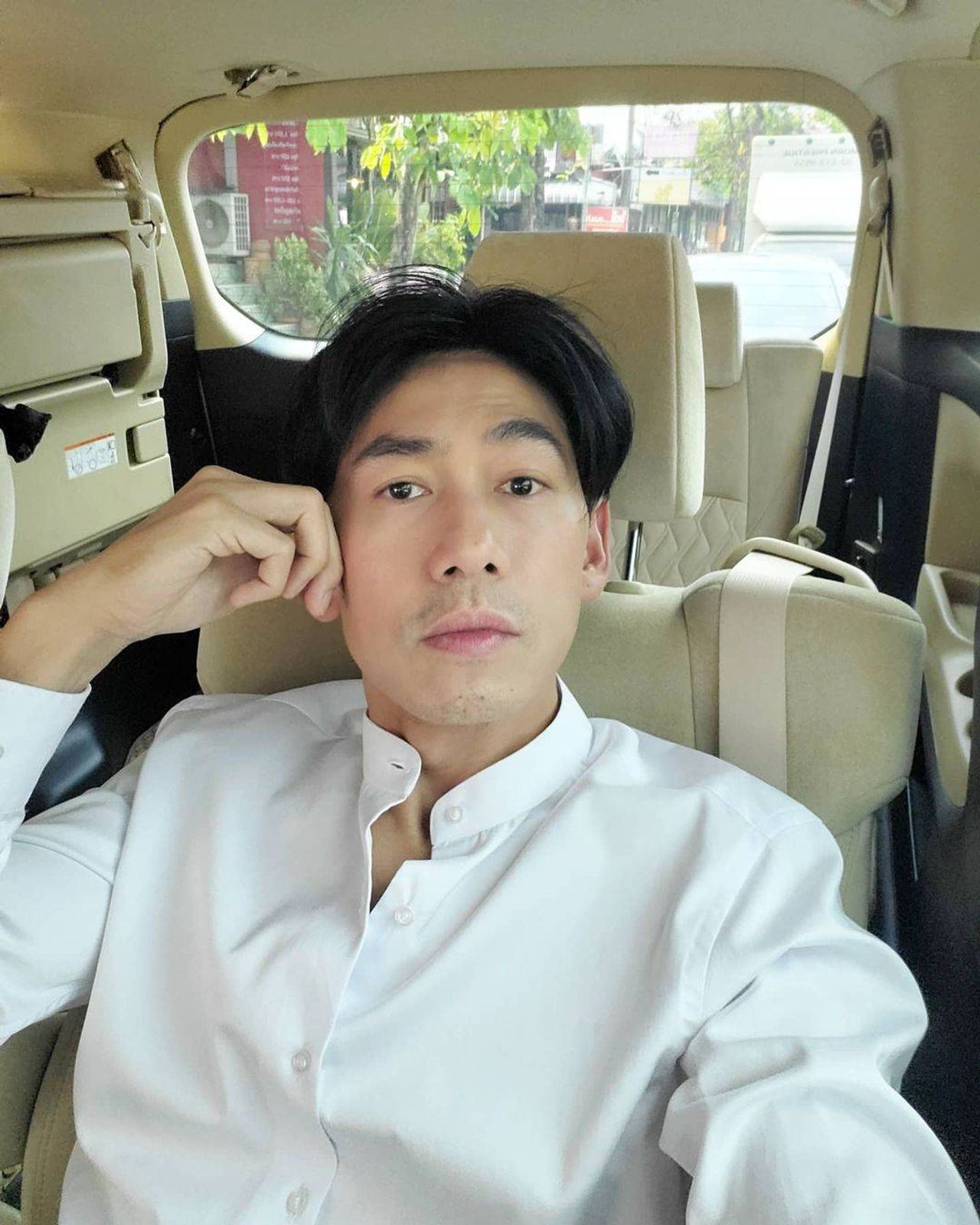 ดีเจเพชรจ้า วิเชียร ขอบคุณภาพจากไอจี @djpetjah