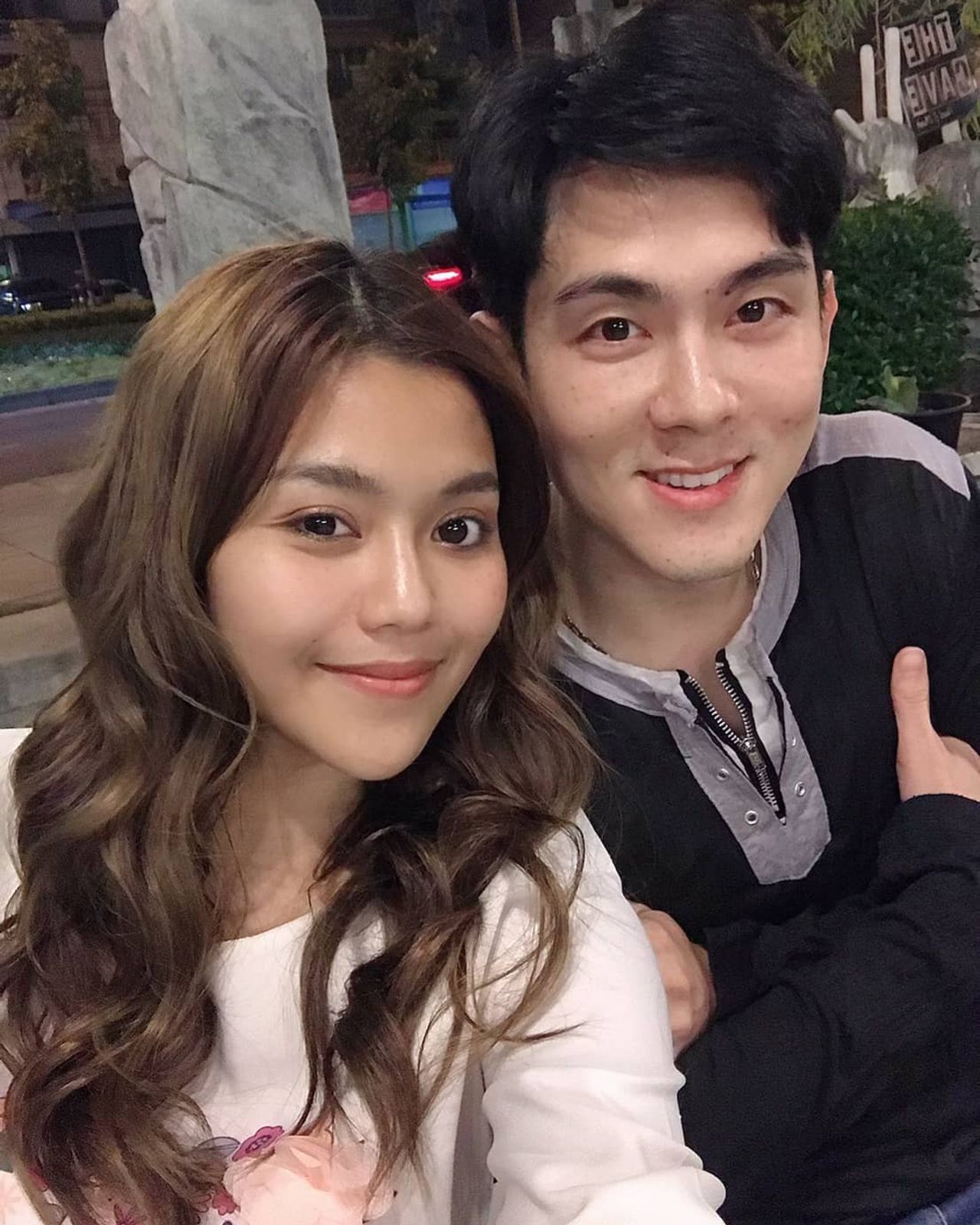 อ๊อฟ-ธัญญ่า ขอบคุณภาพจากเฟซบุ๊ก Aof Supanat