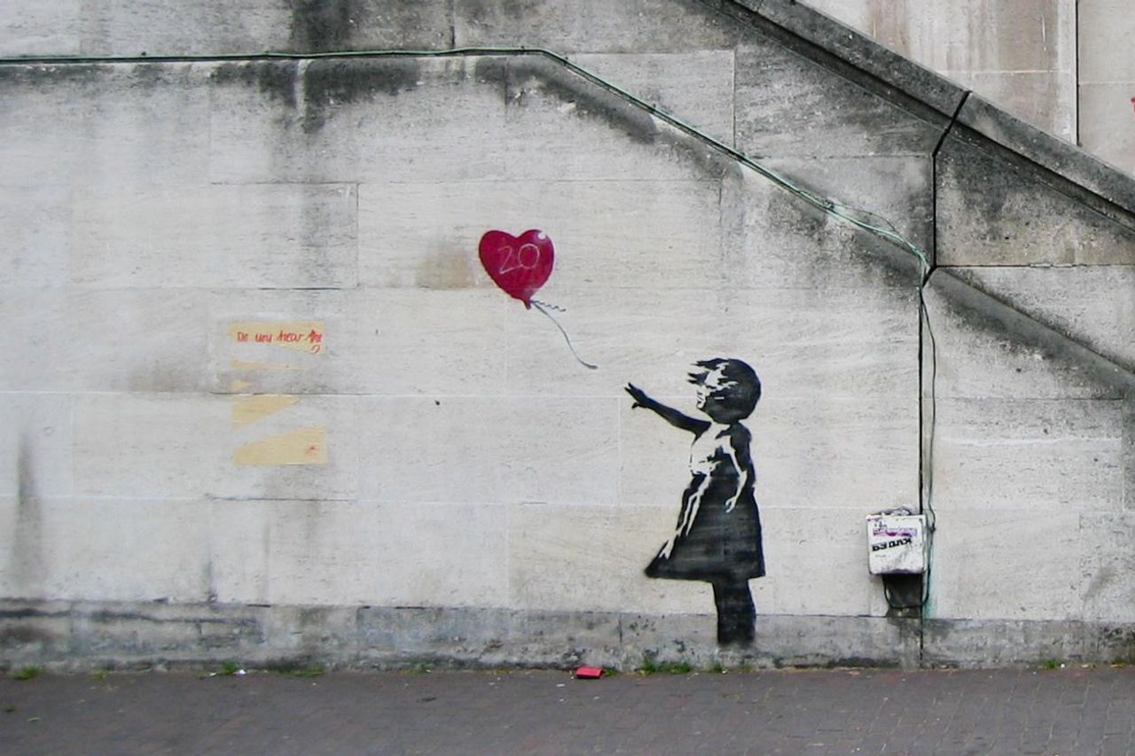 Girl with Balloon โดย Banksy