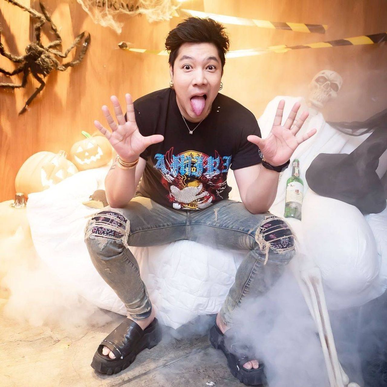 ก้อง กรุณ ขอบคุณภาพจากไอจี @kongkaroon